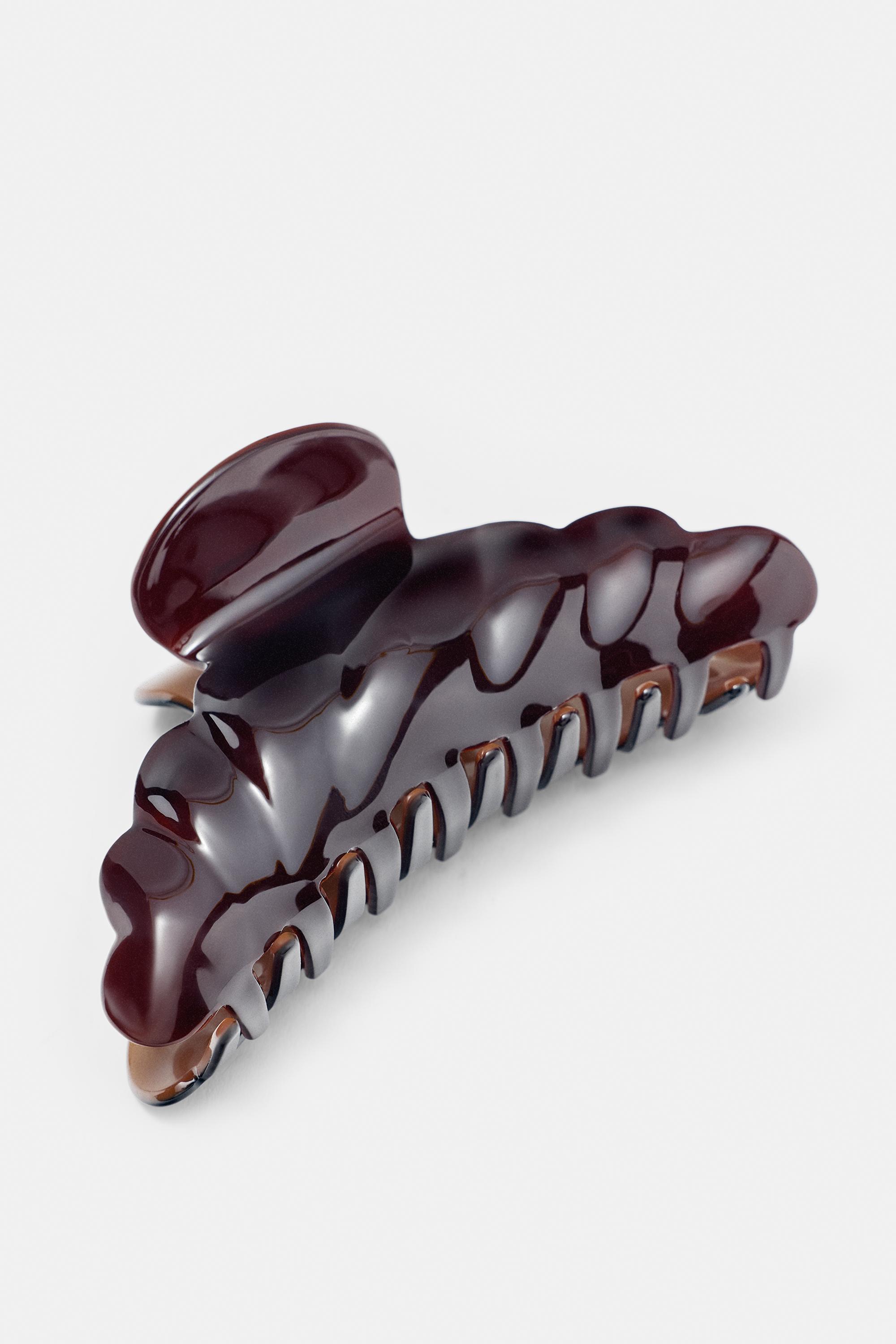 Croissant hair clip — Brown