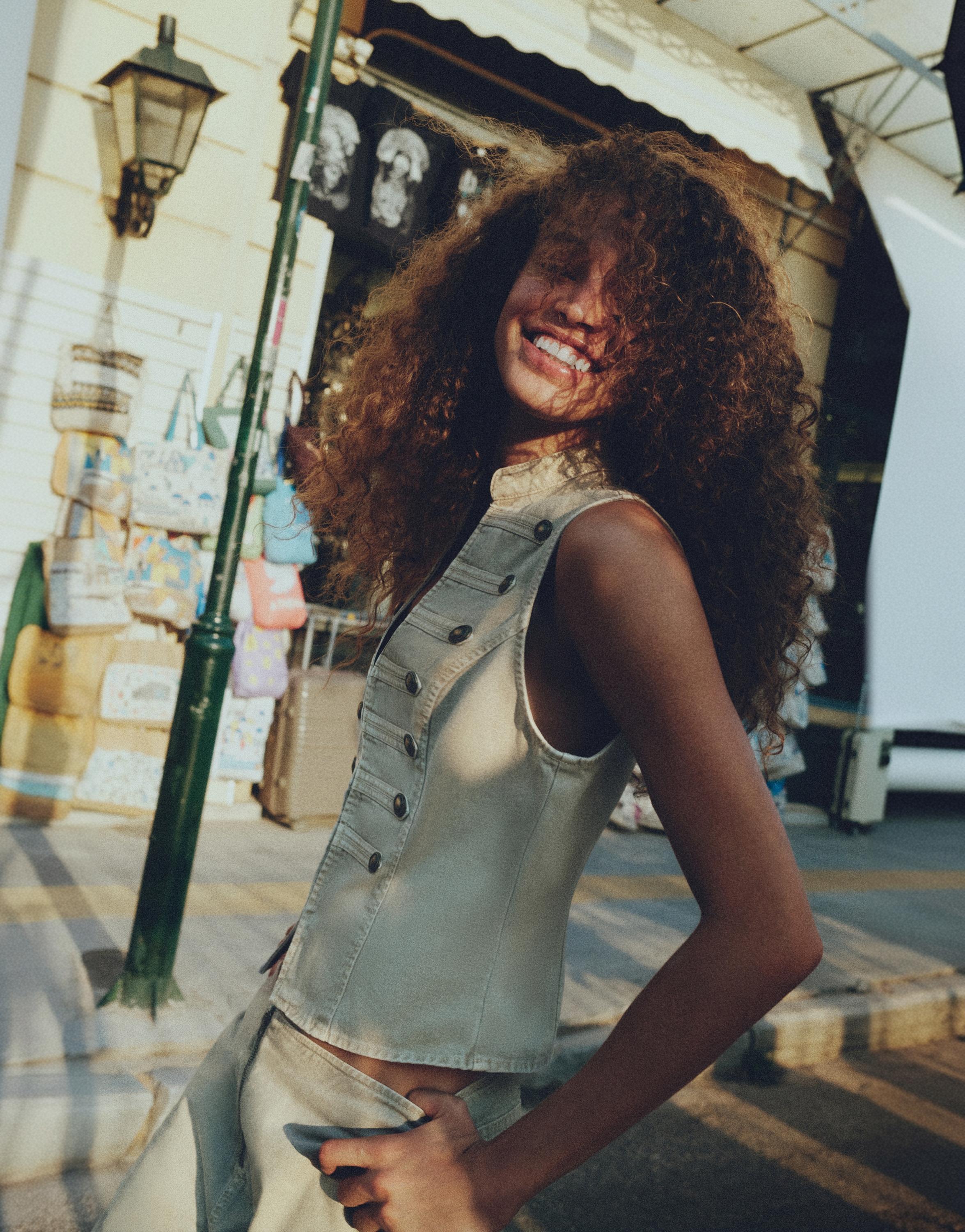 Toggle button vest — Khaki