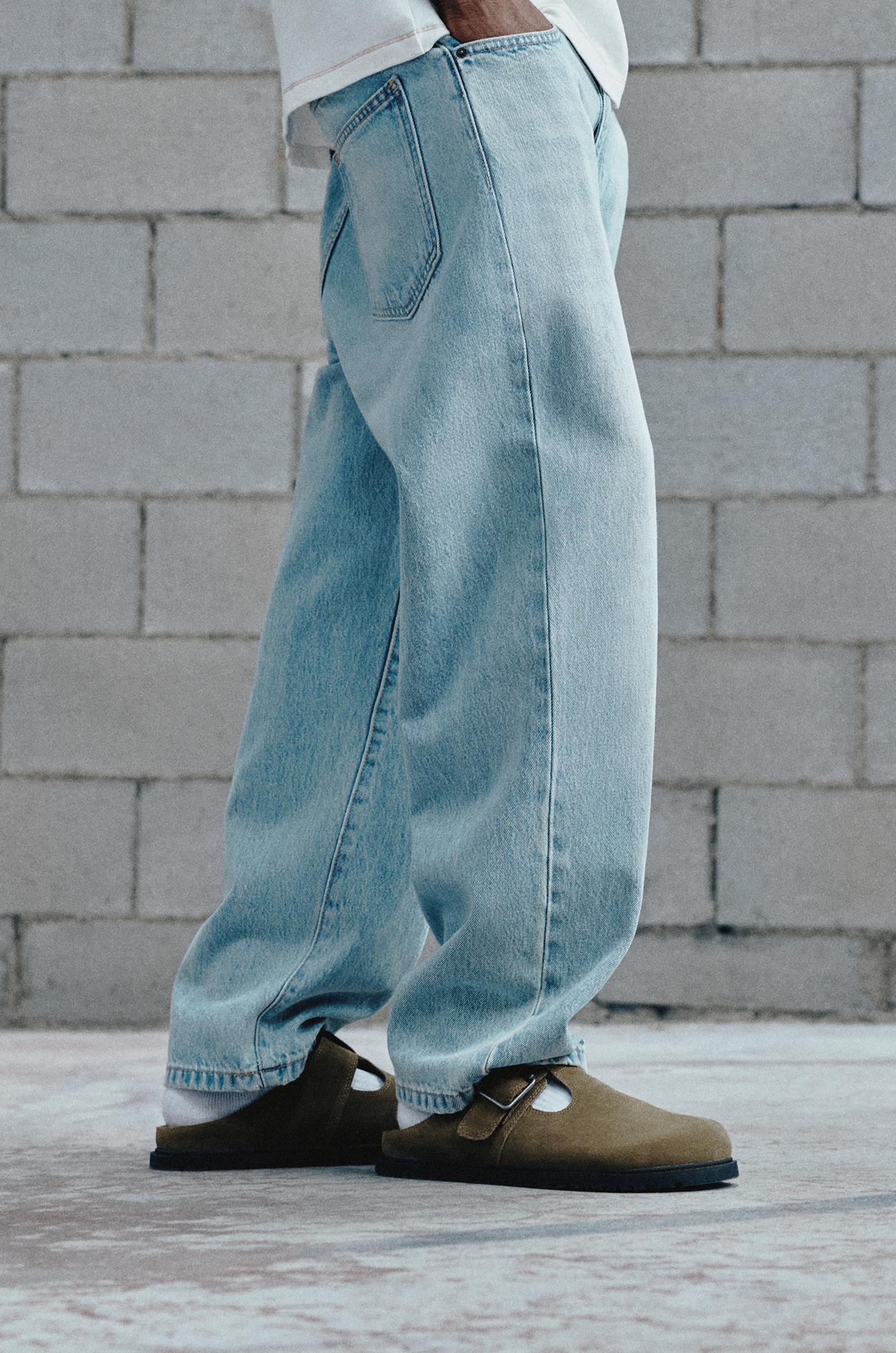 Leather buckle clogs — Khaki