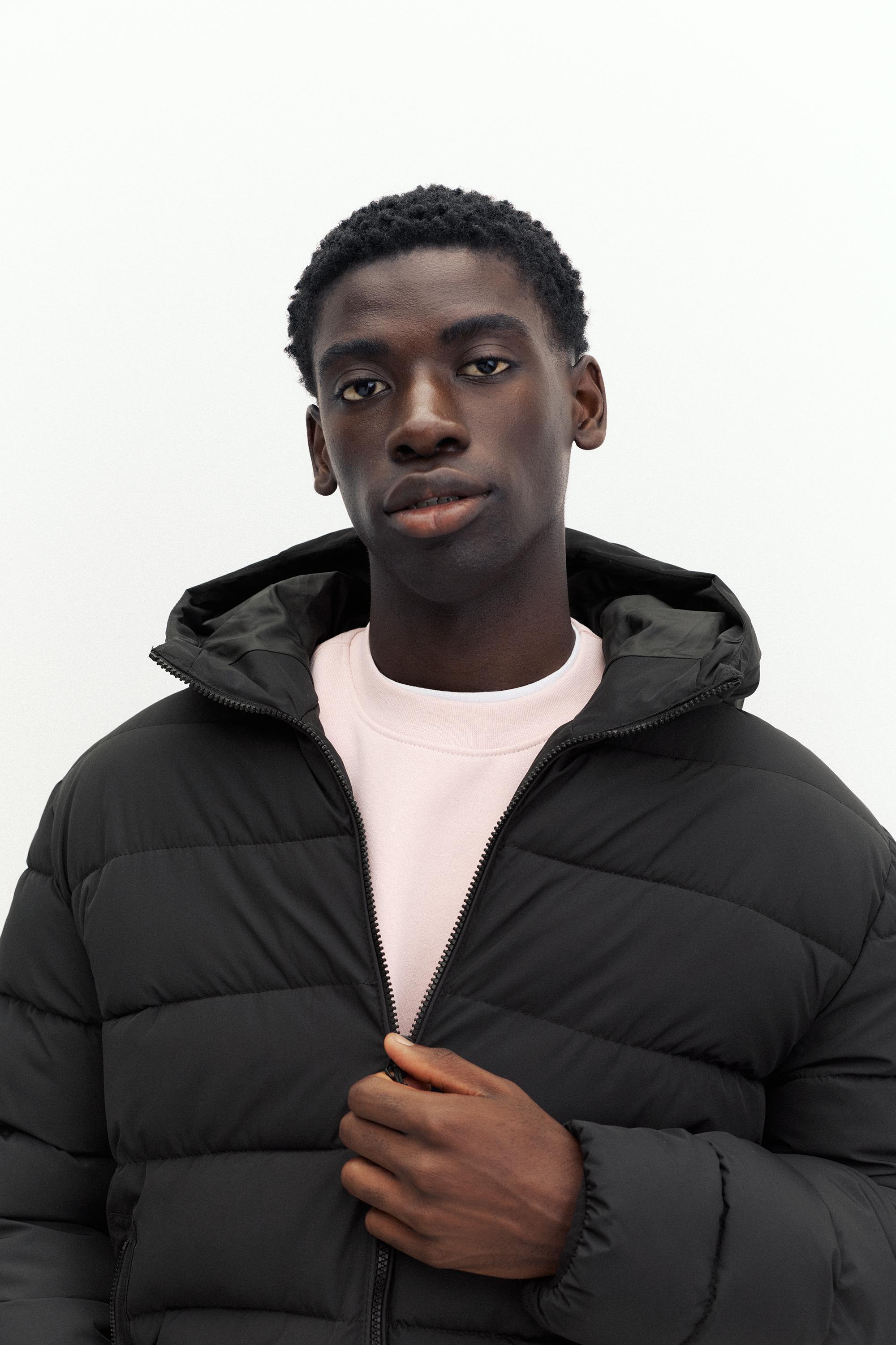 Puffer jacket with hood — Black