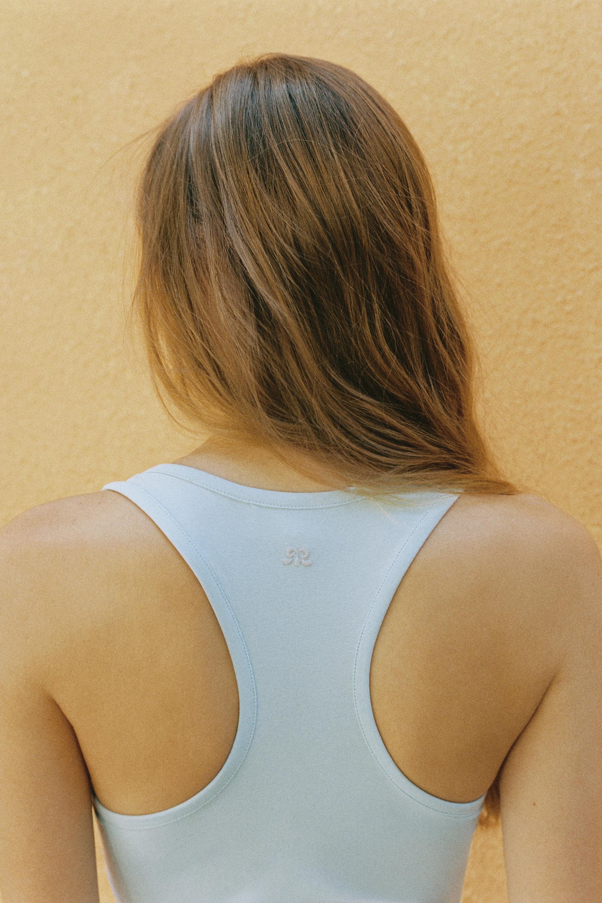Eyelet tank top — Pastel blue