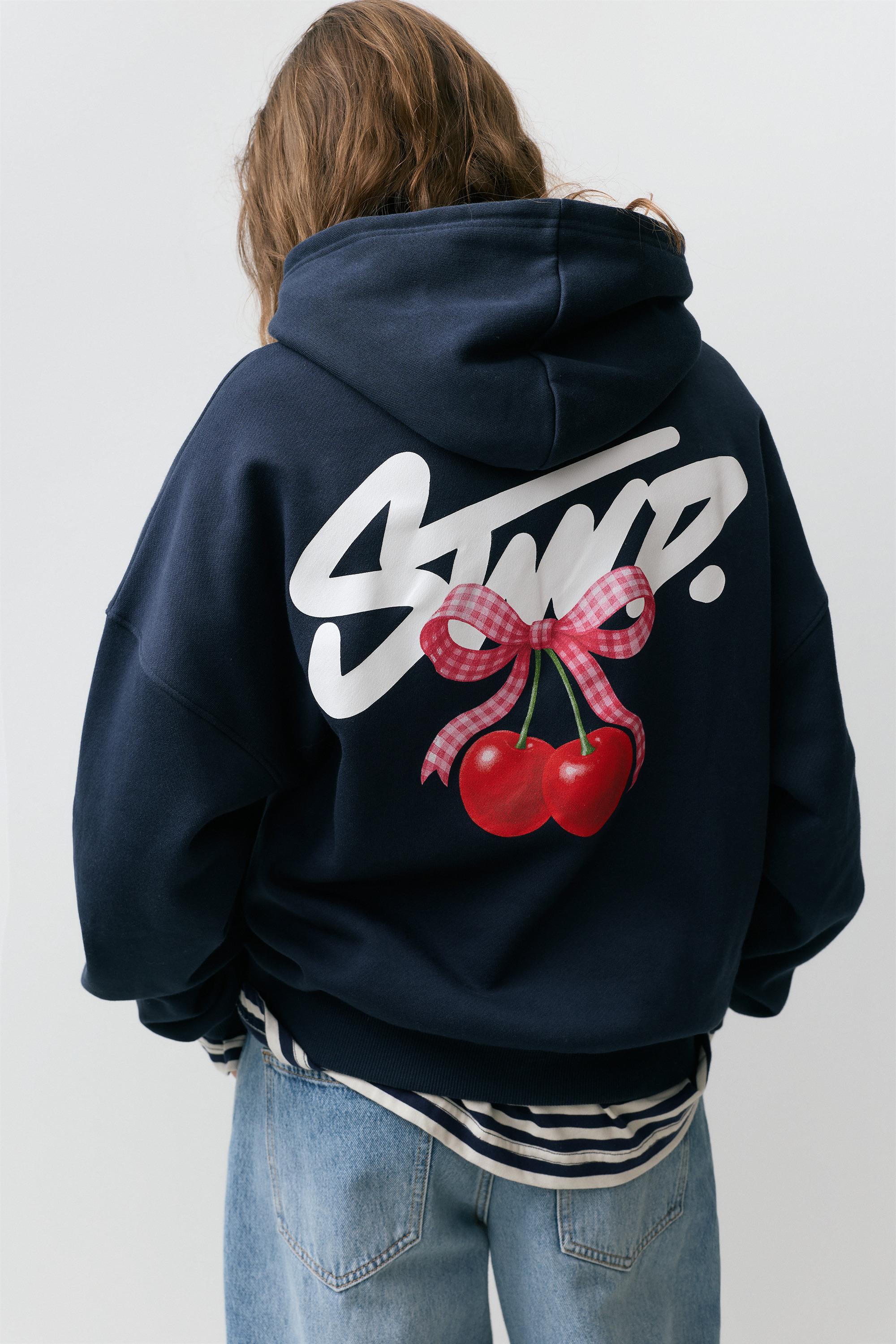 Kapüşonlu STWD kirazlı sweatshirt - Görsel 11