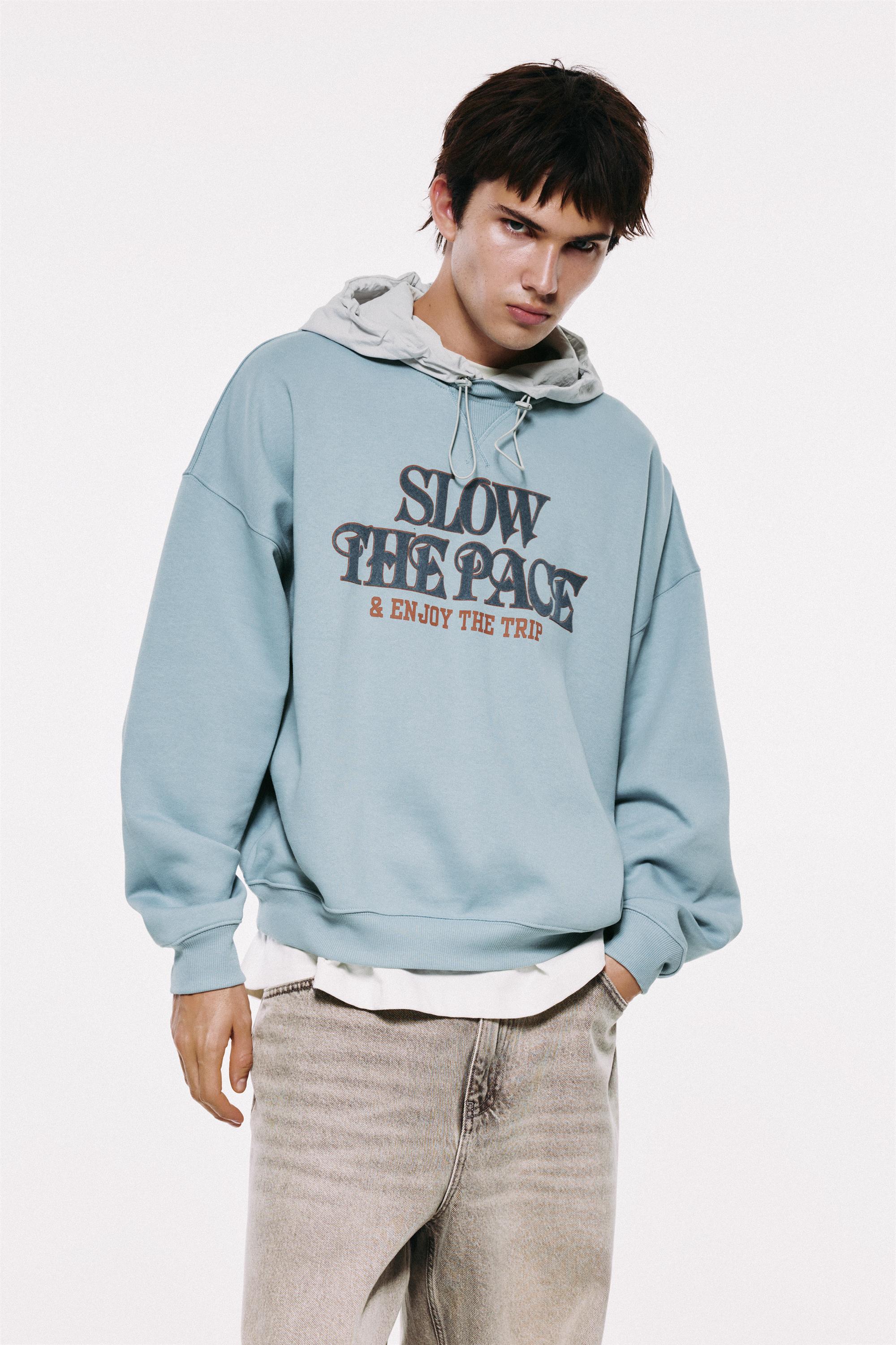 Sudadera capucha combinada gráfico