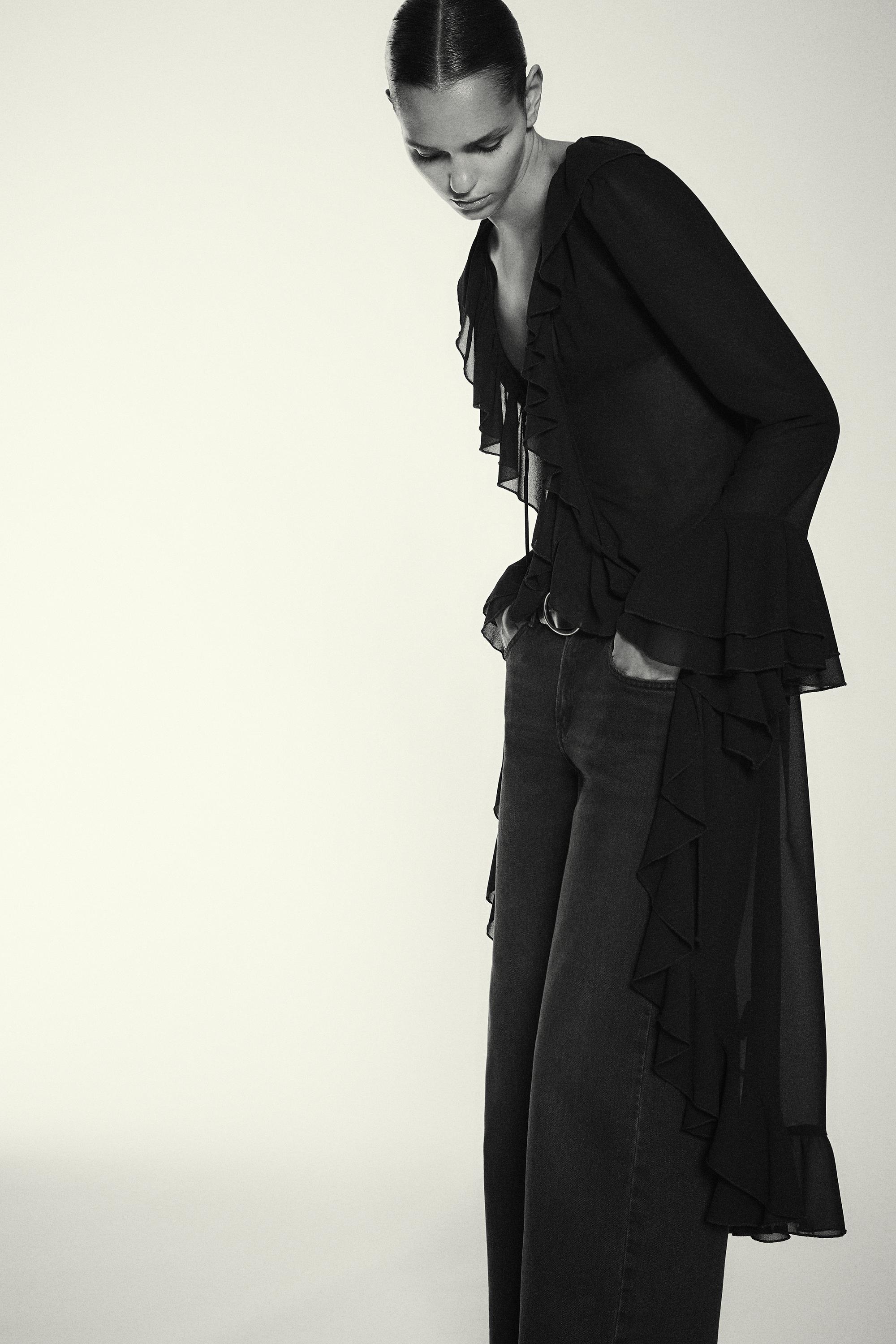 Long ruffle kimono — Black