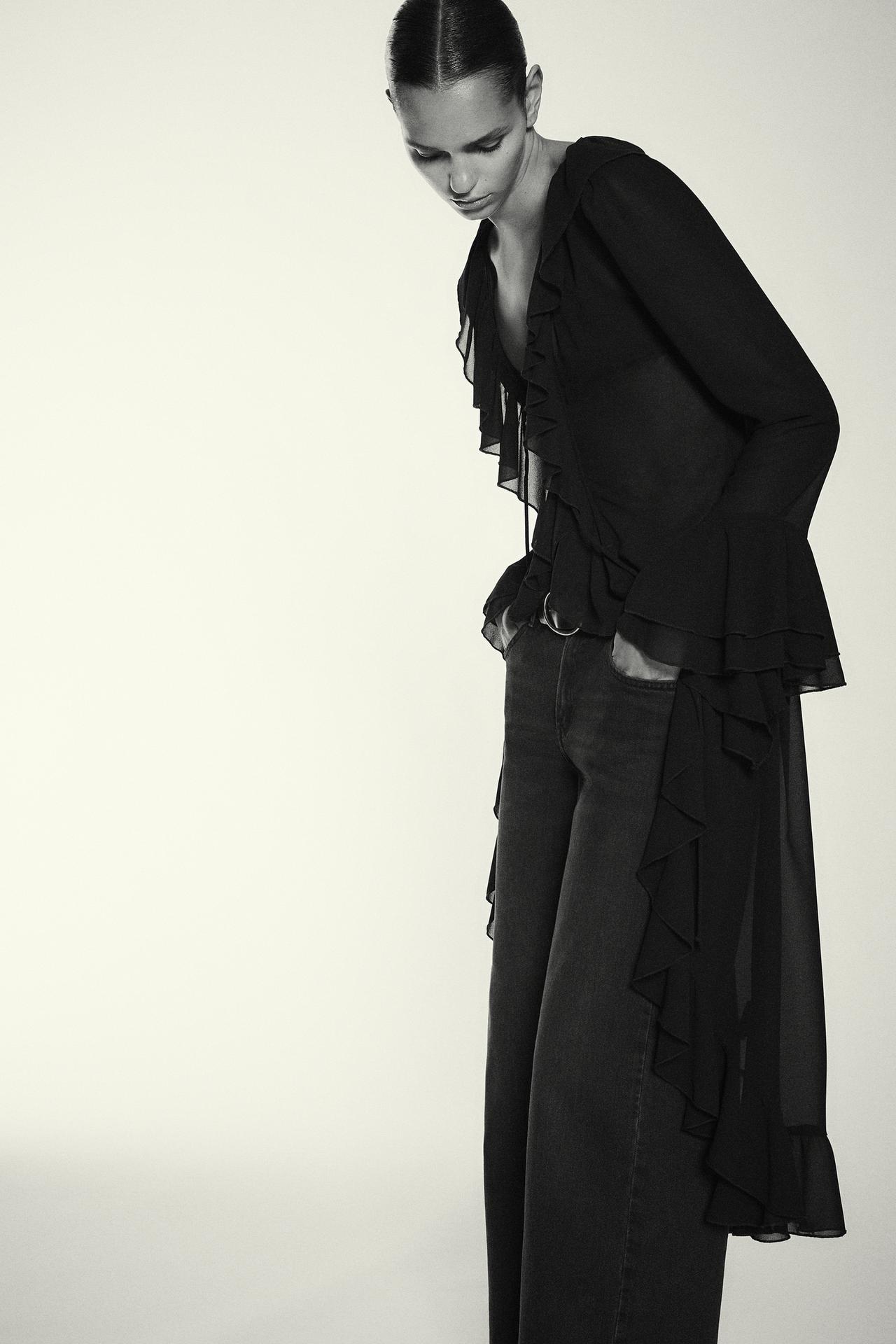 Long ruffle jacket — Black