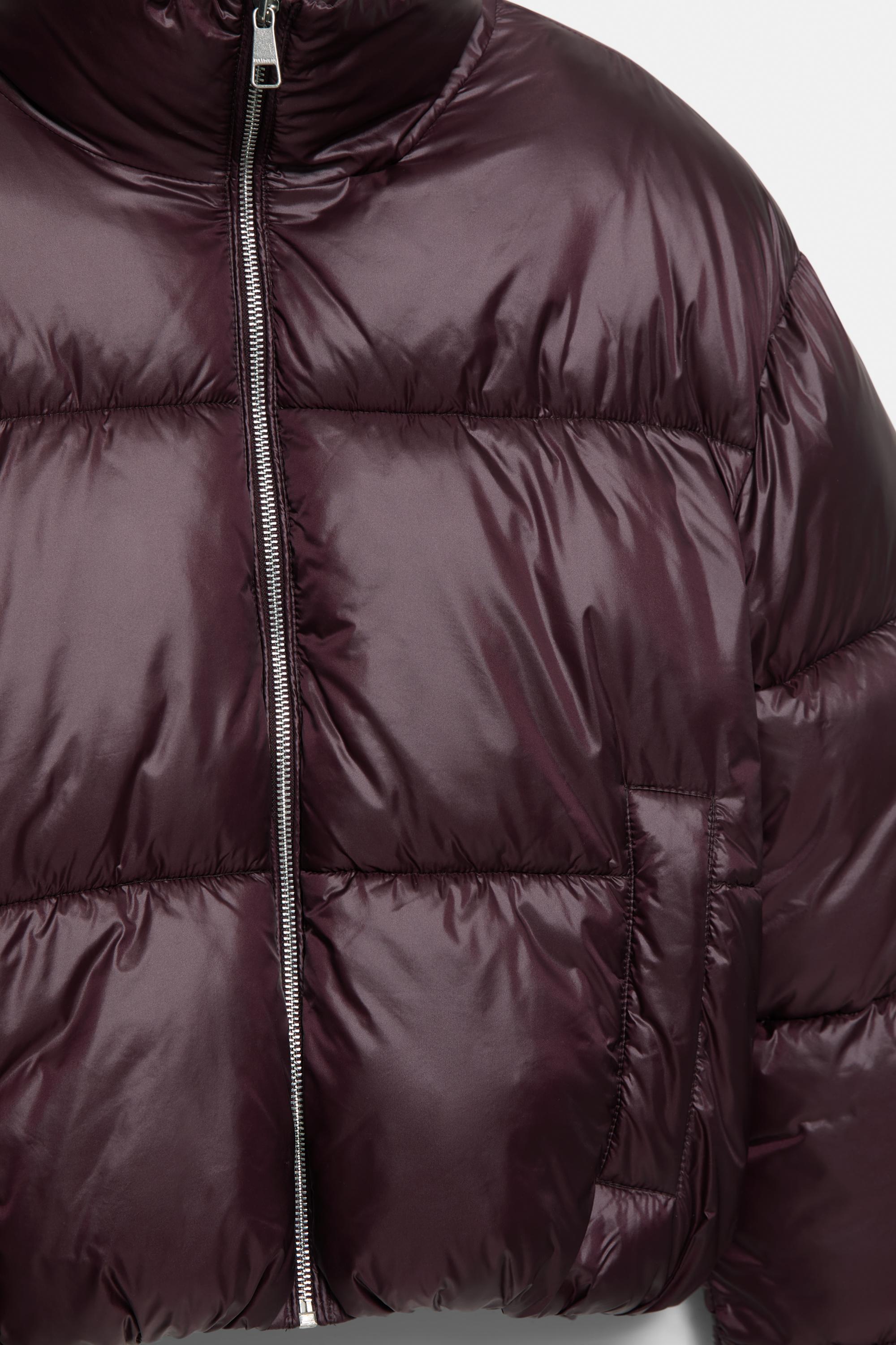 Puffer jacket with a shimmery finish