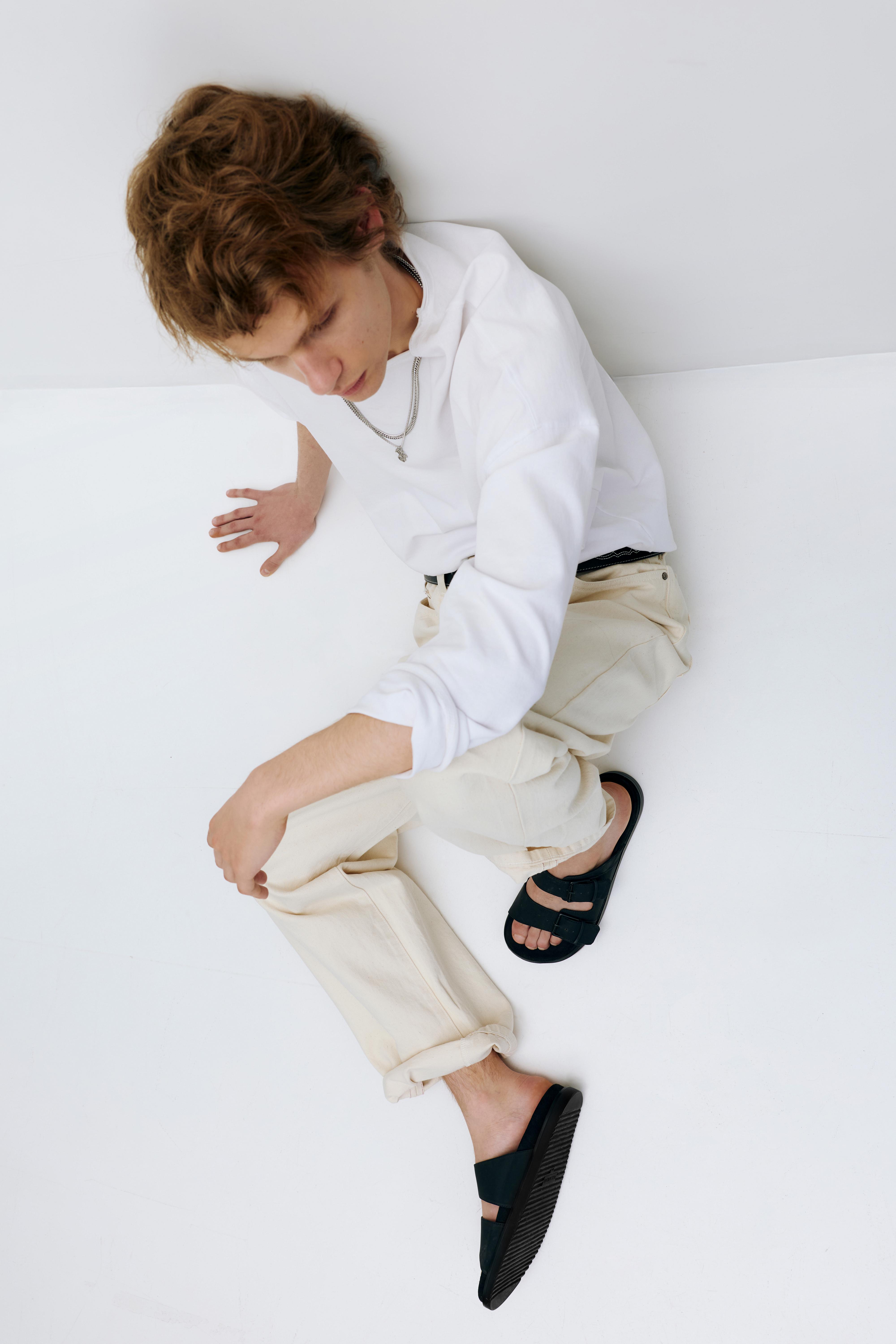 Buckled sandals — Black