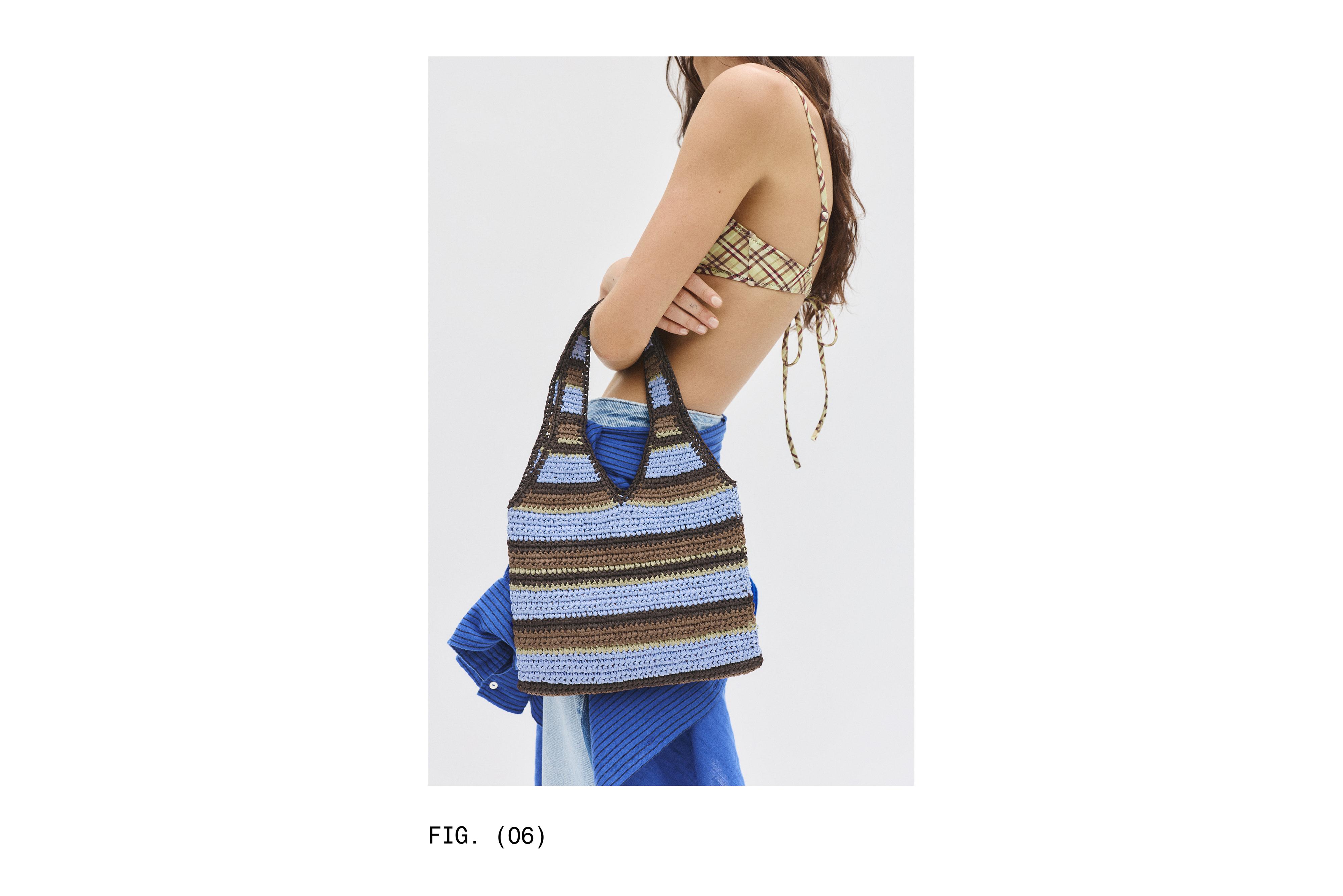 Striped woven shoulder bag — Blue