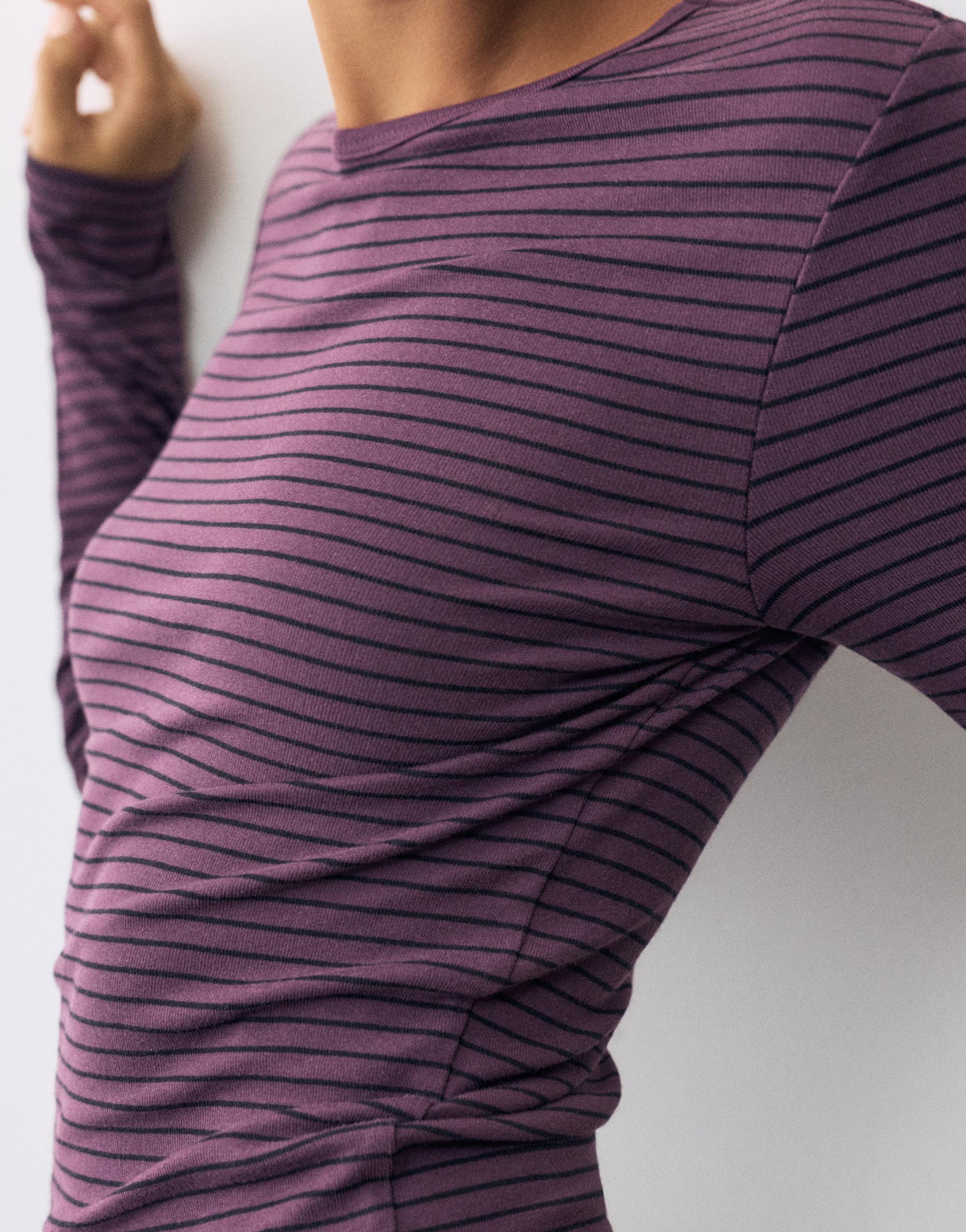 Fitted long sleeve T-shirt — Striped