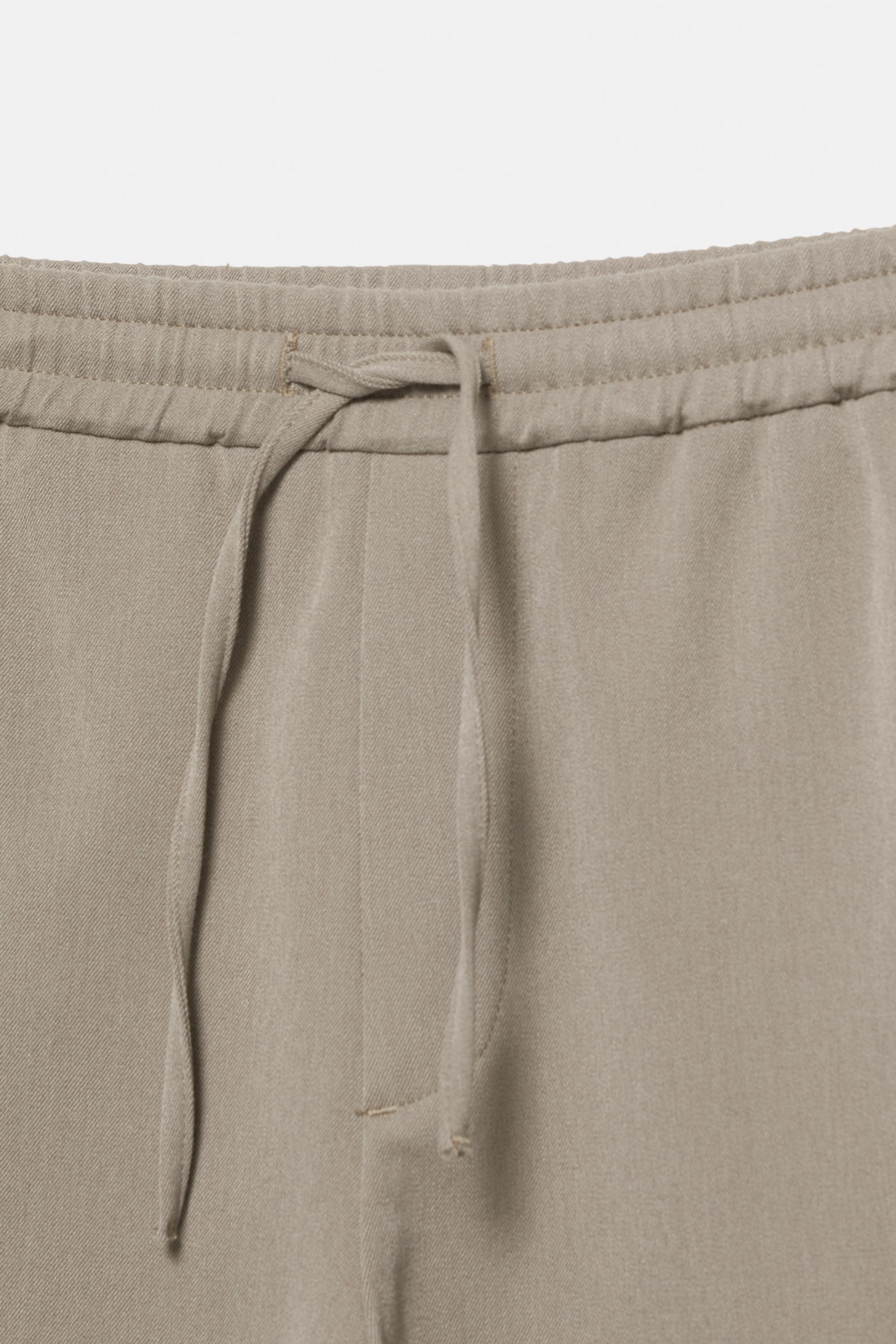 Tailored fit joggers — Taupe