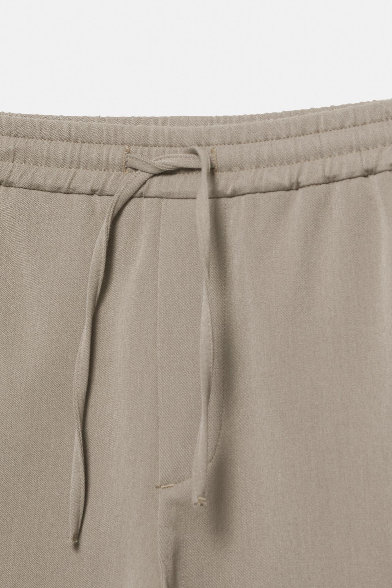 Tailored fit joggers — Taupe