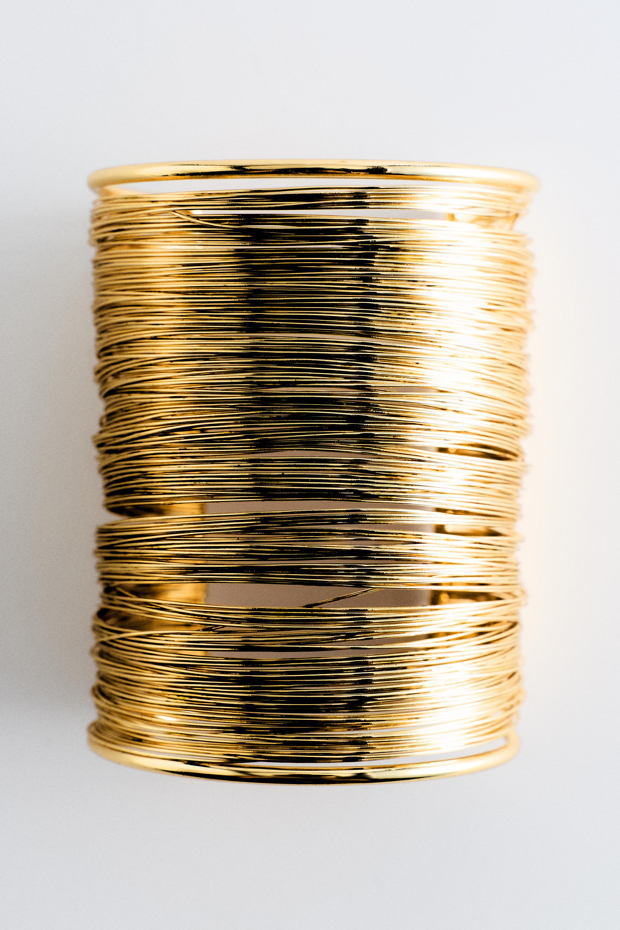 Multi-strand bangle — Gold
