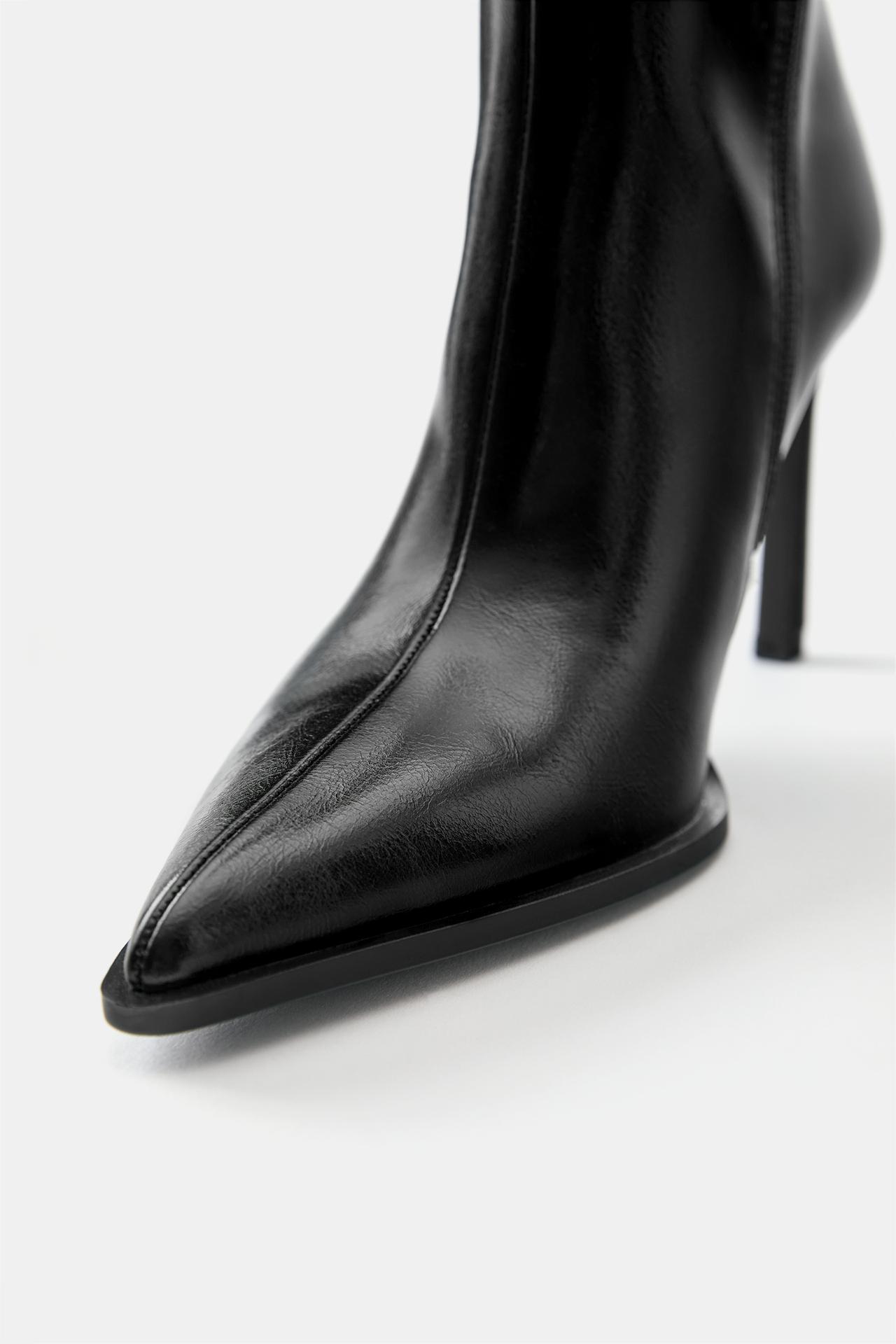 High-heel tall boots — Black