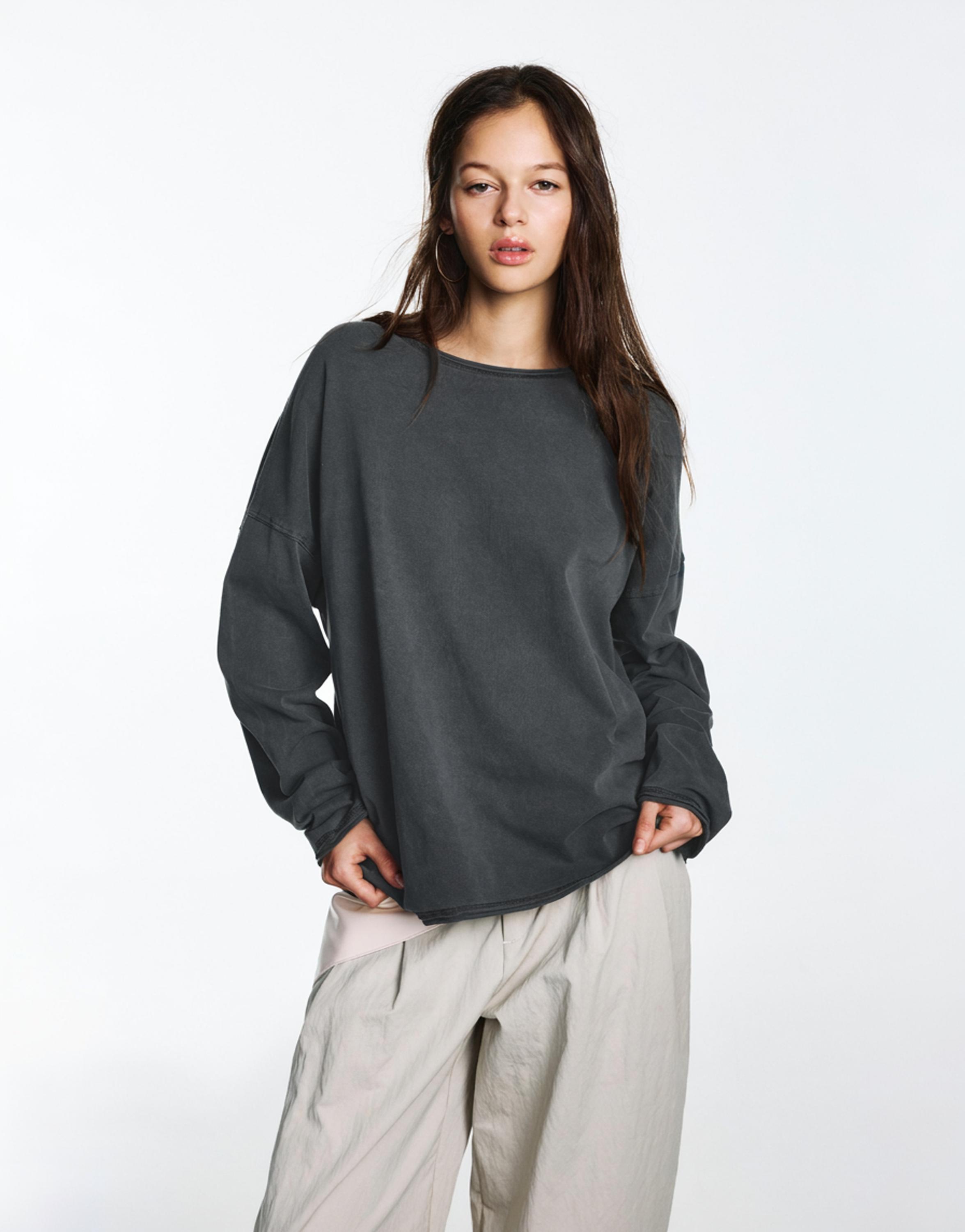 Oversize long sleeve T-shirt — Dark grey