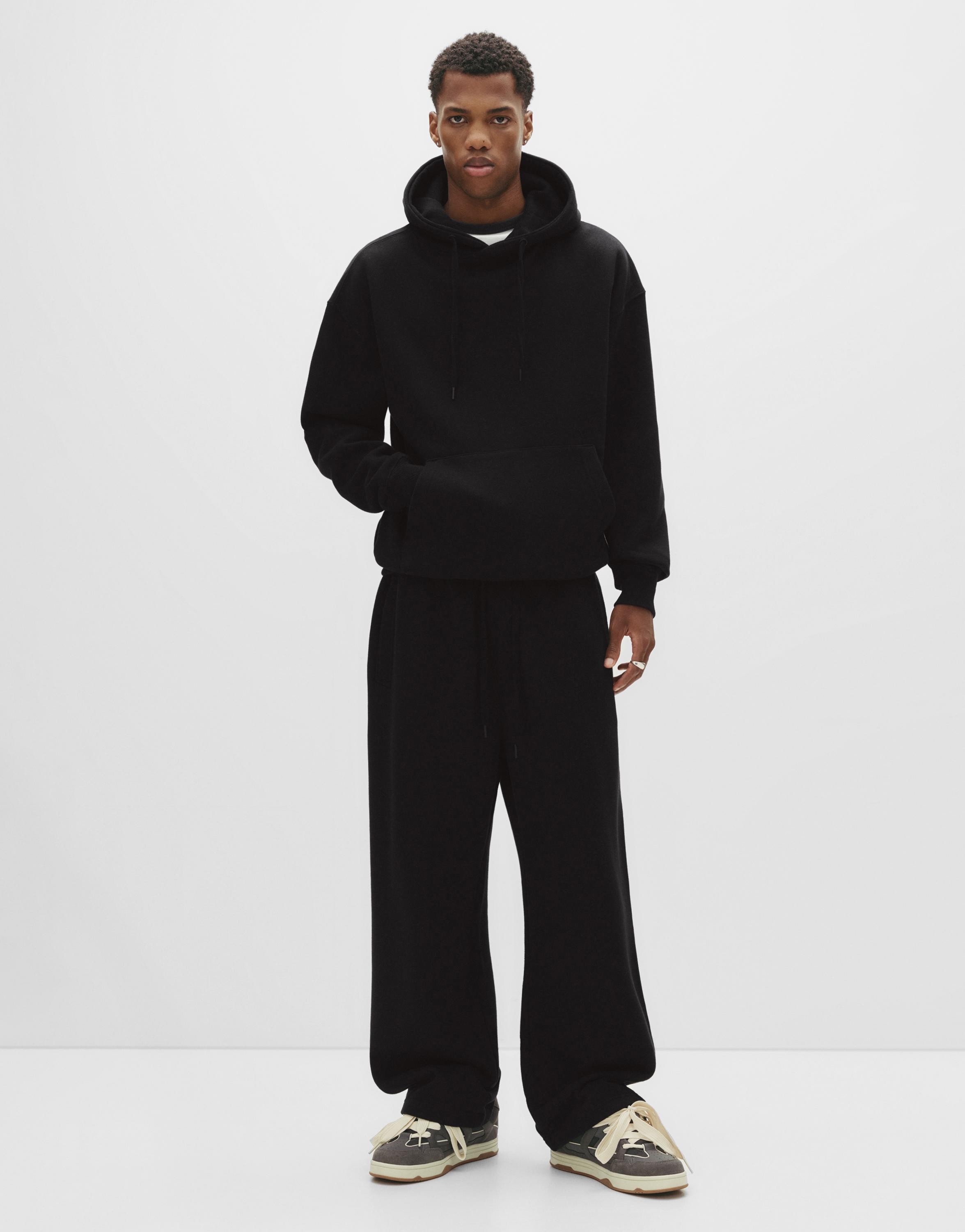 Basic baggy tracksuit bottoms — Black
