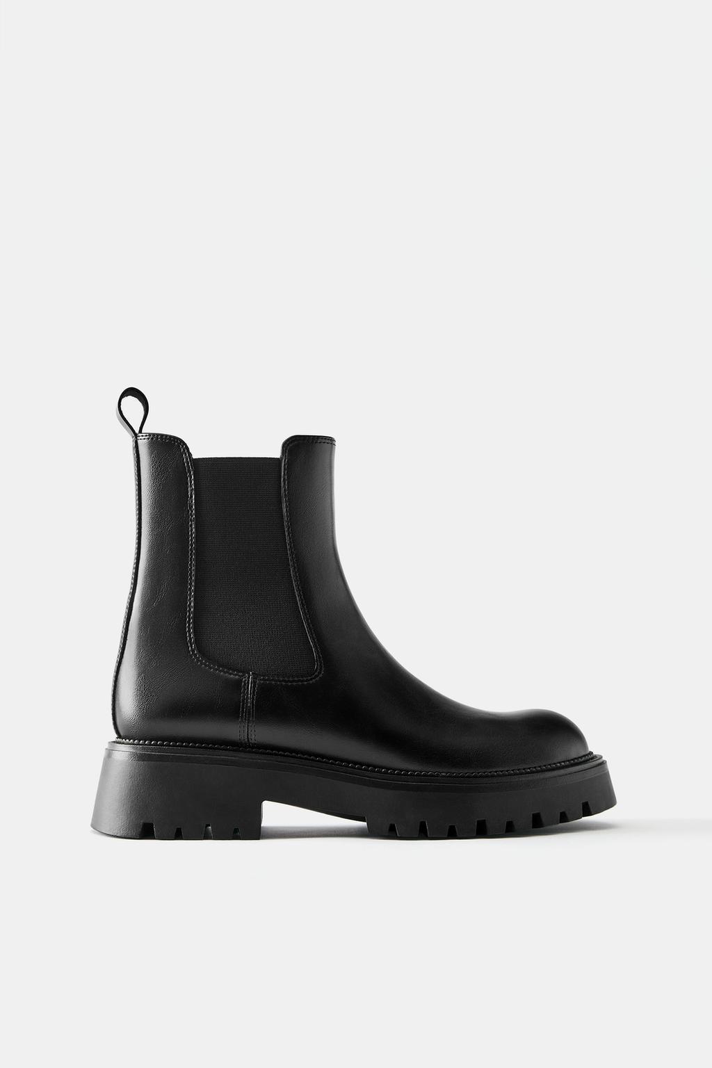 Flat Chelsea ankle boots