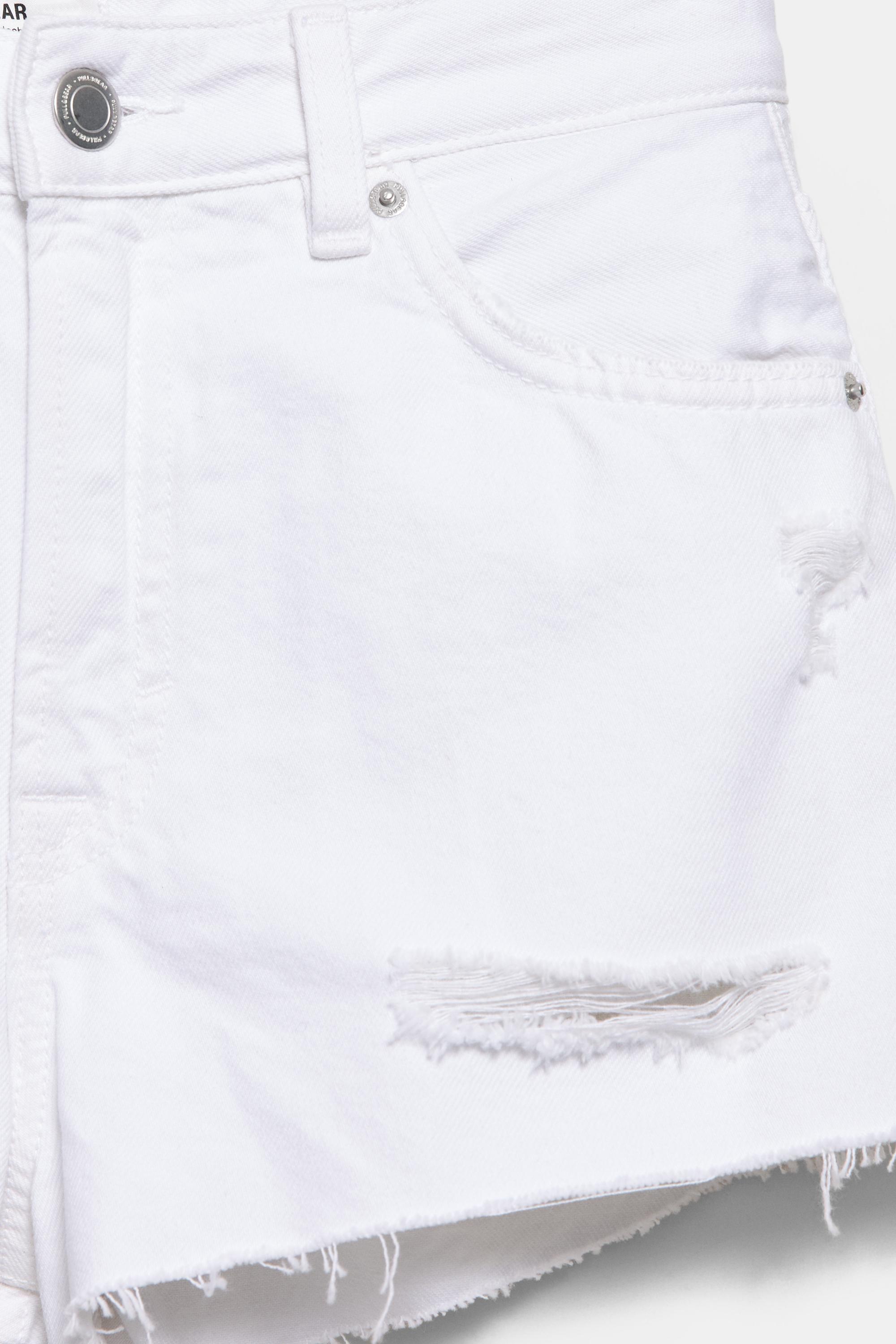 Mom fit ripped denim shorts — White