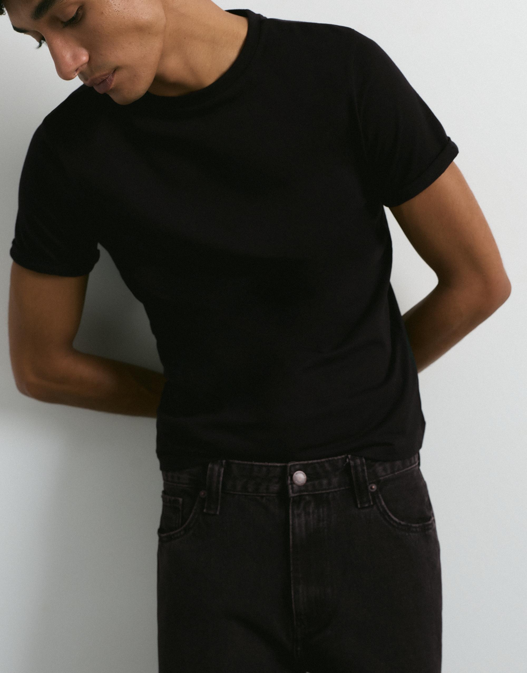 Standard jeans — Faded black
