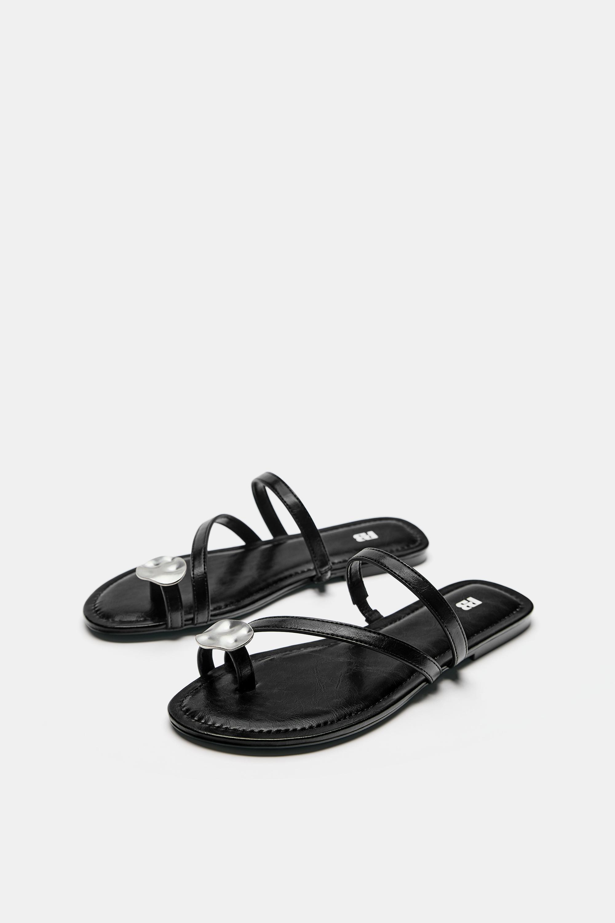 Embellished flat sandals — Black