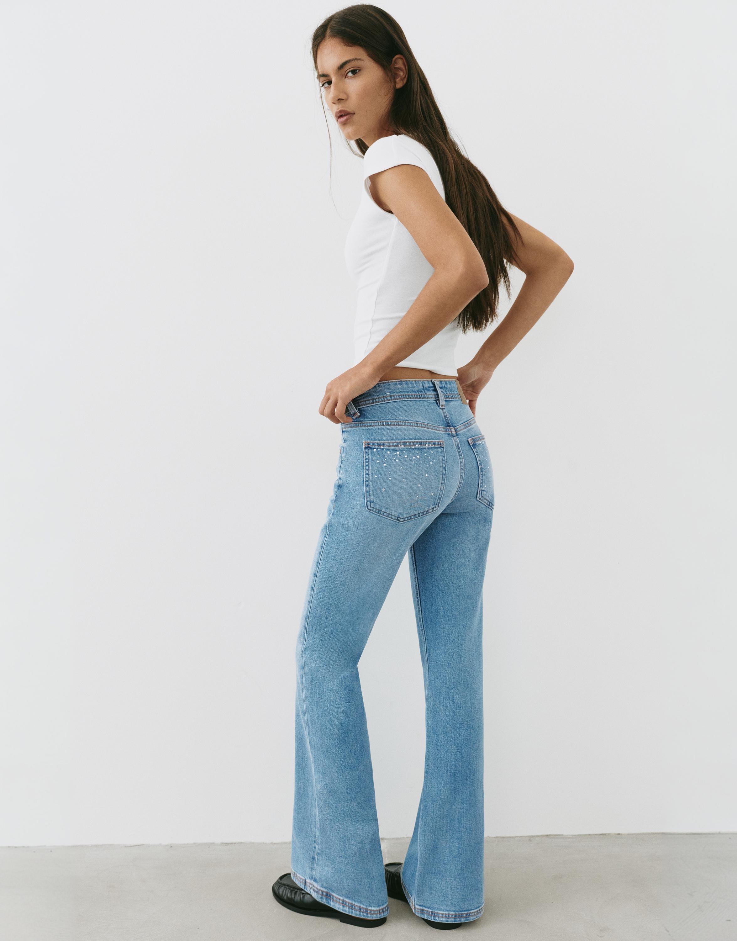 Rhinestone boot-cut jeans — Medium blue