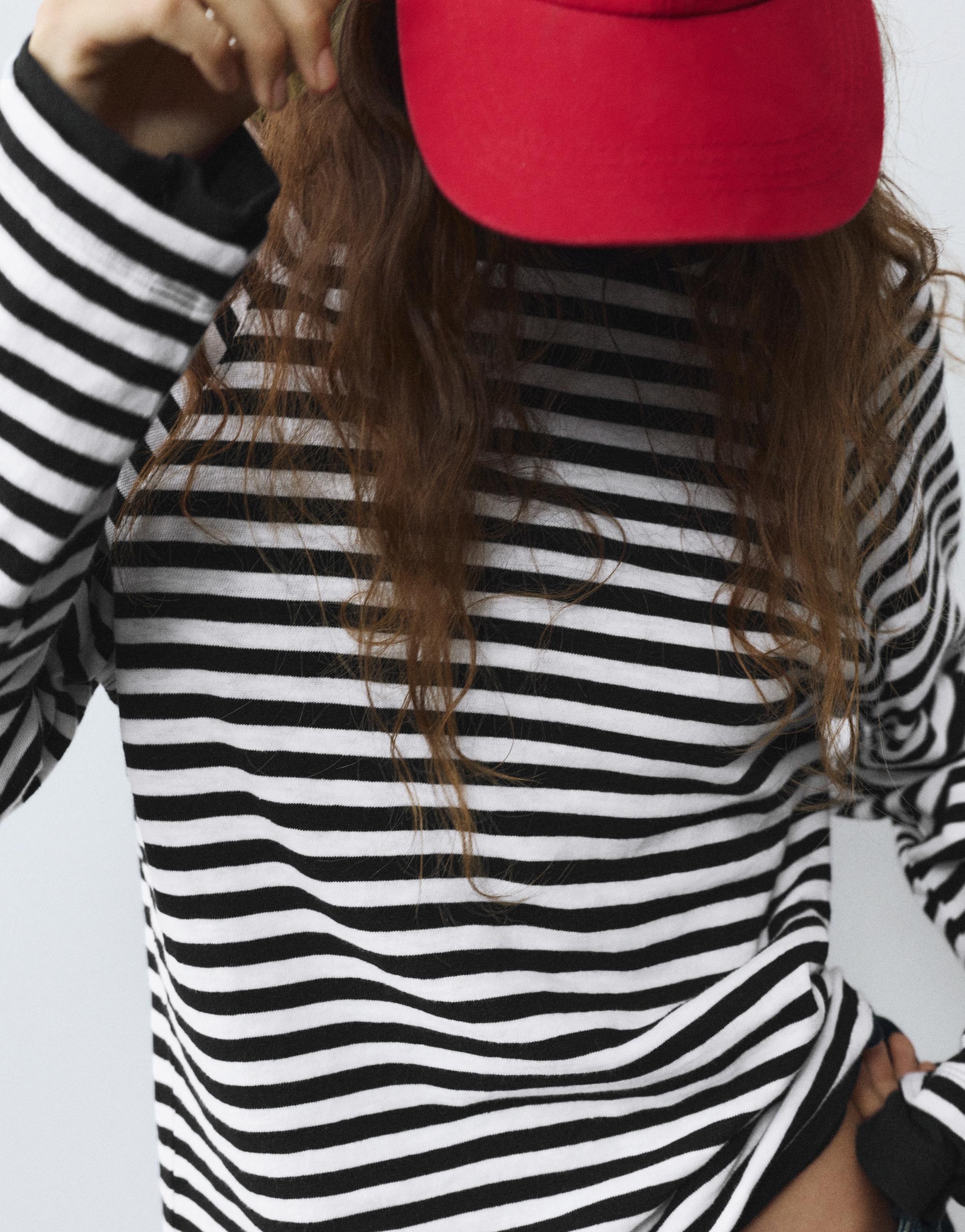 Long sleeve raglan T-shirt — Striped