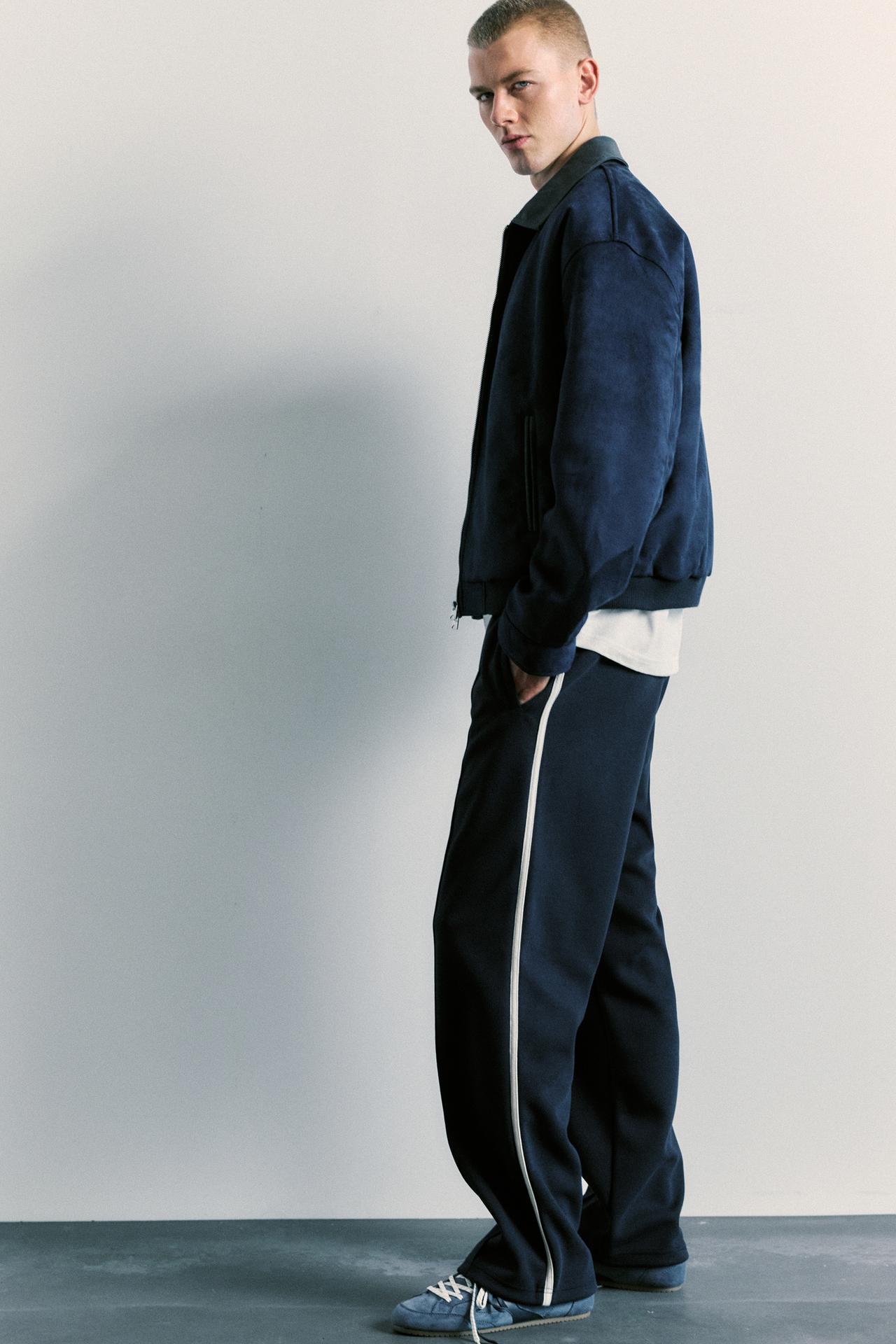 Jogger trousers with side stripe — Navy