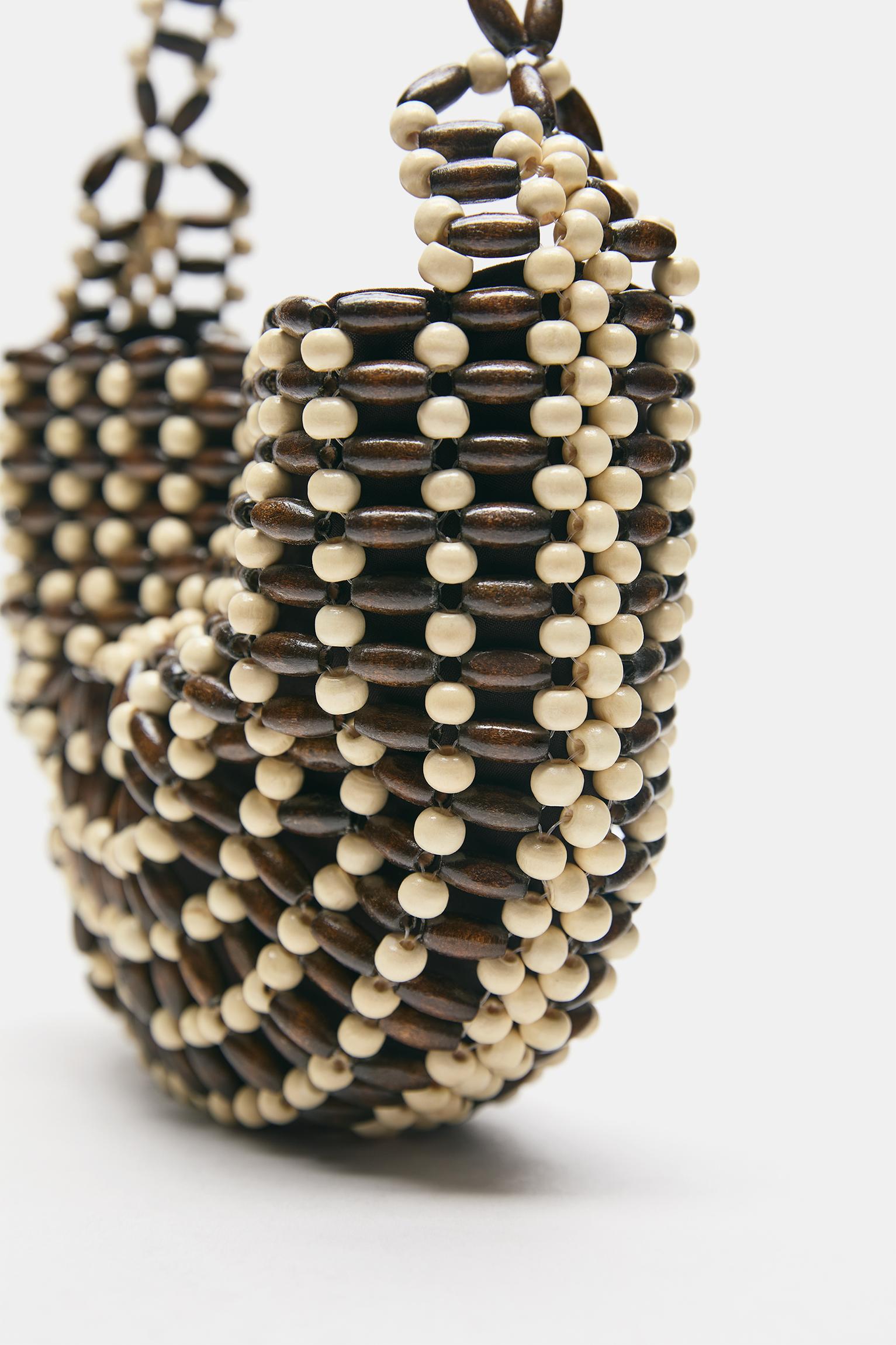 Embellished shoulder bag — Brown