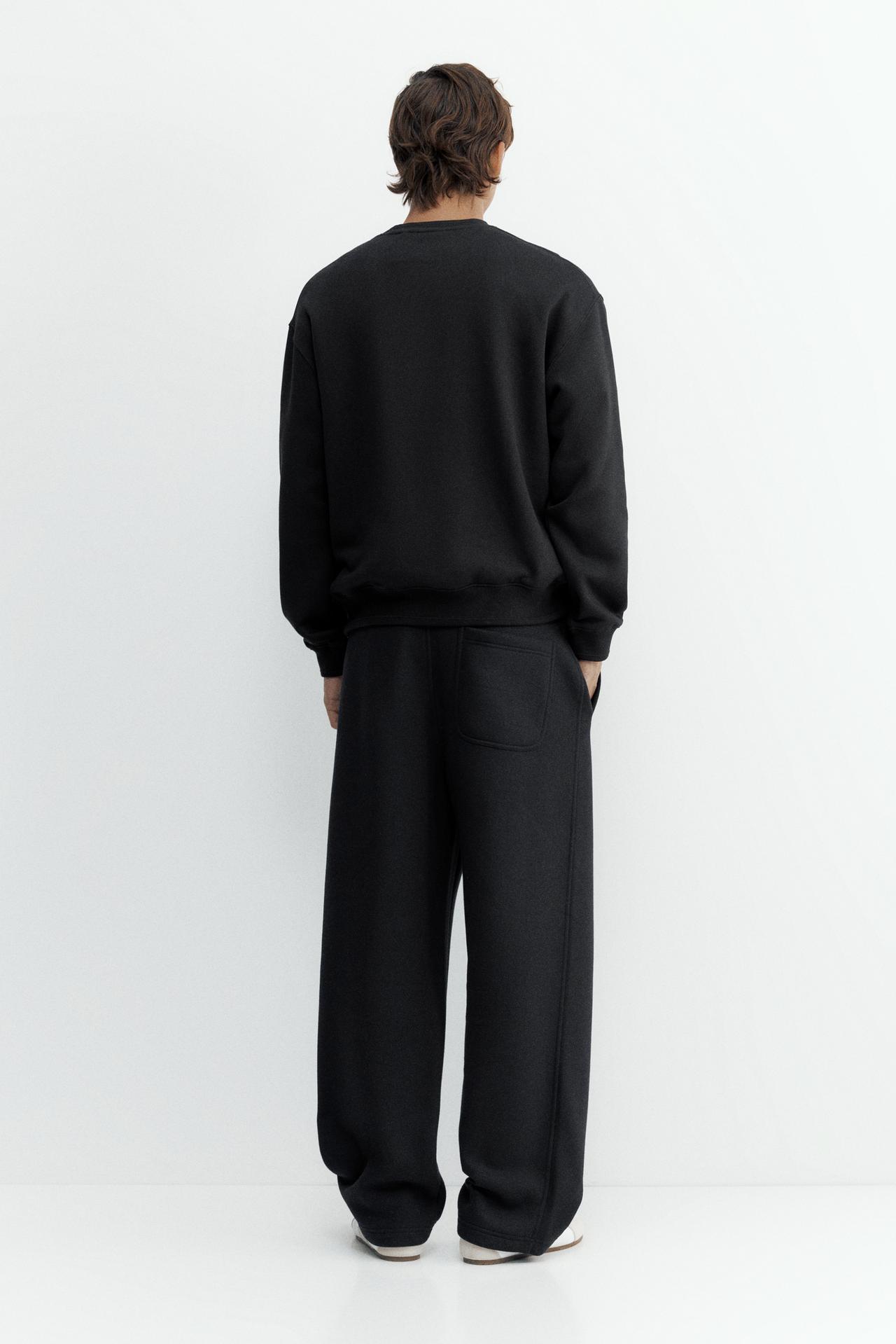 Relaxed fit round neck sweatshirt — Black