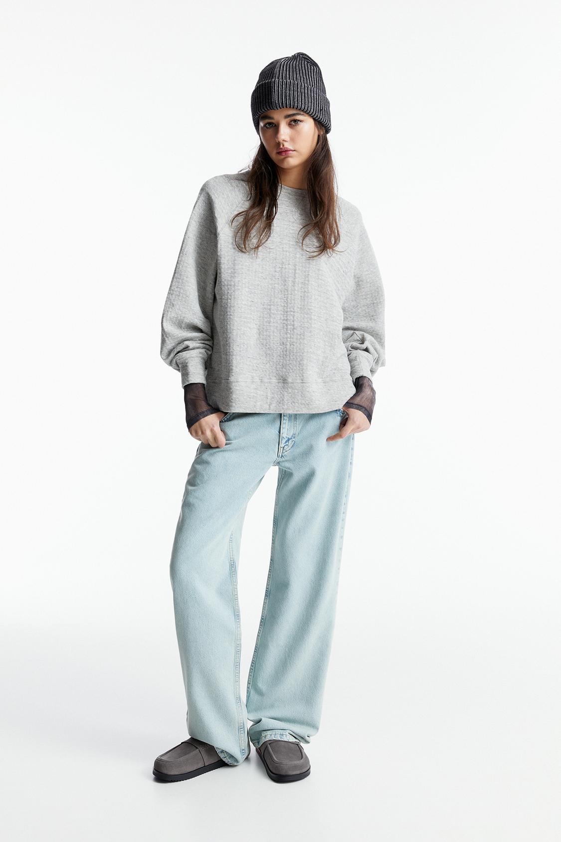 Graues Sweatshirt mit Textur - PULL&BEAR