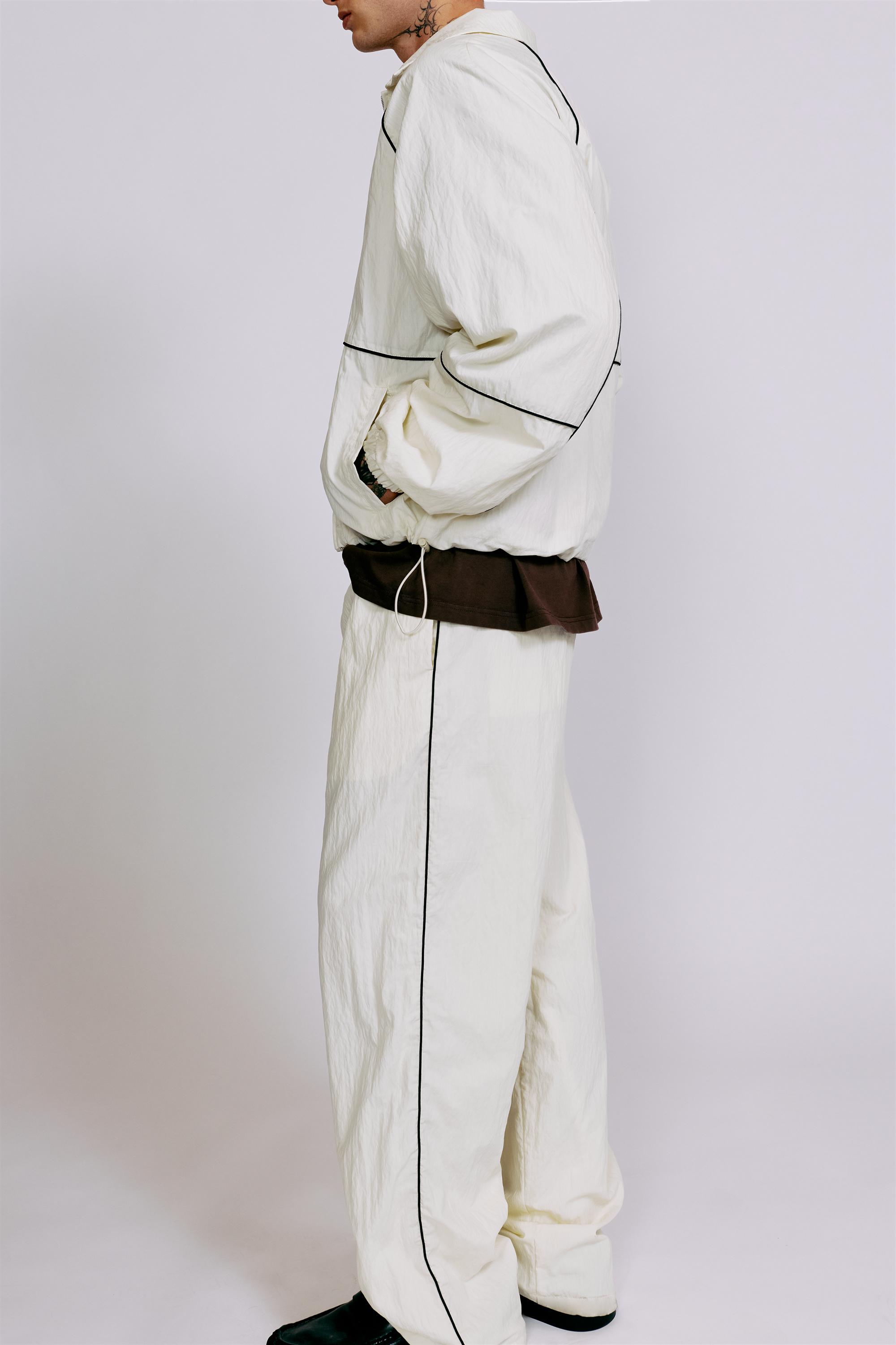 Lightweight contrast stitch joggers — Off white