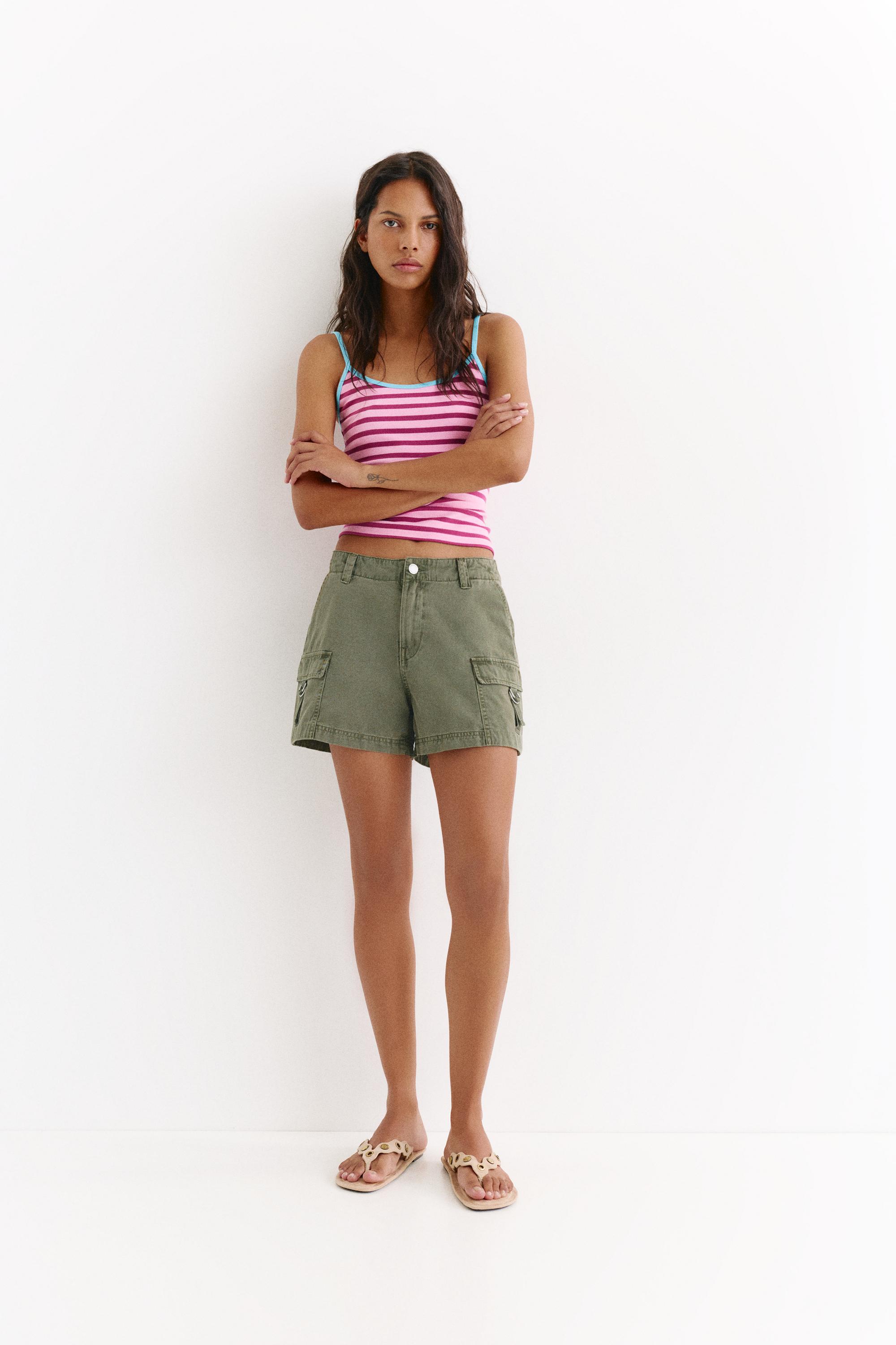 Relaxed fit cargo Bermuda shorts — Khaki