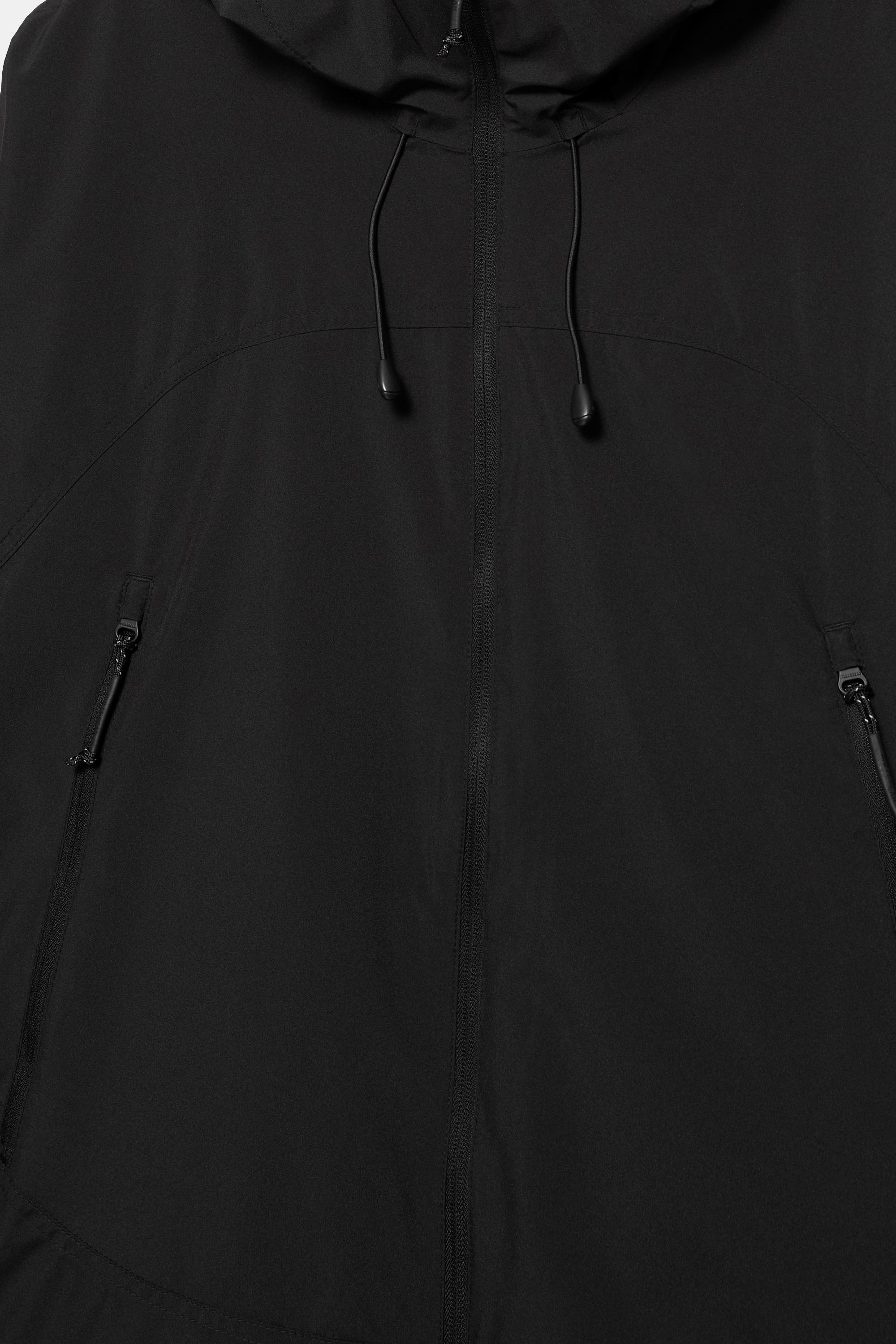Lightweight hooded raincoat — Black