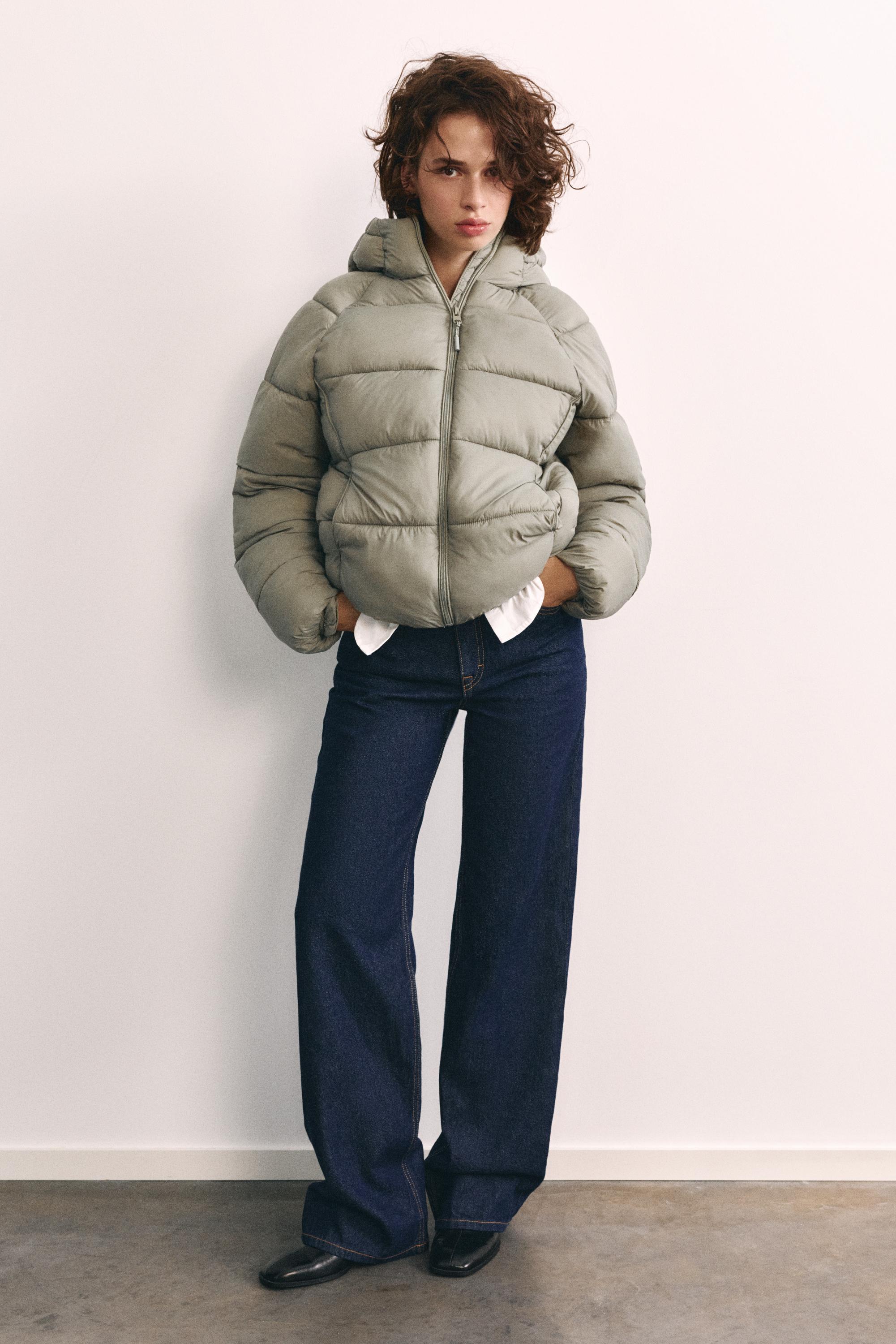 Hooded puffer jacket — Pale khaki