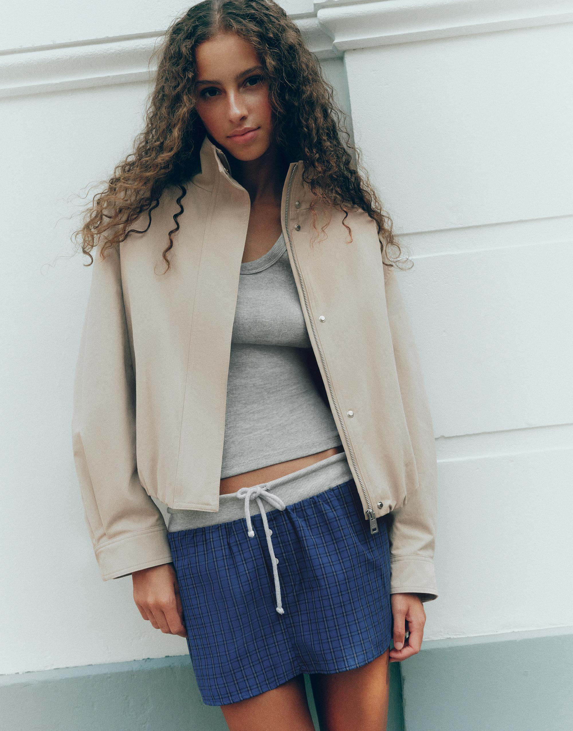 Oversize high-neck jacket — Sand