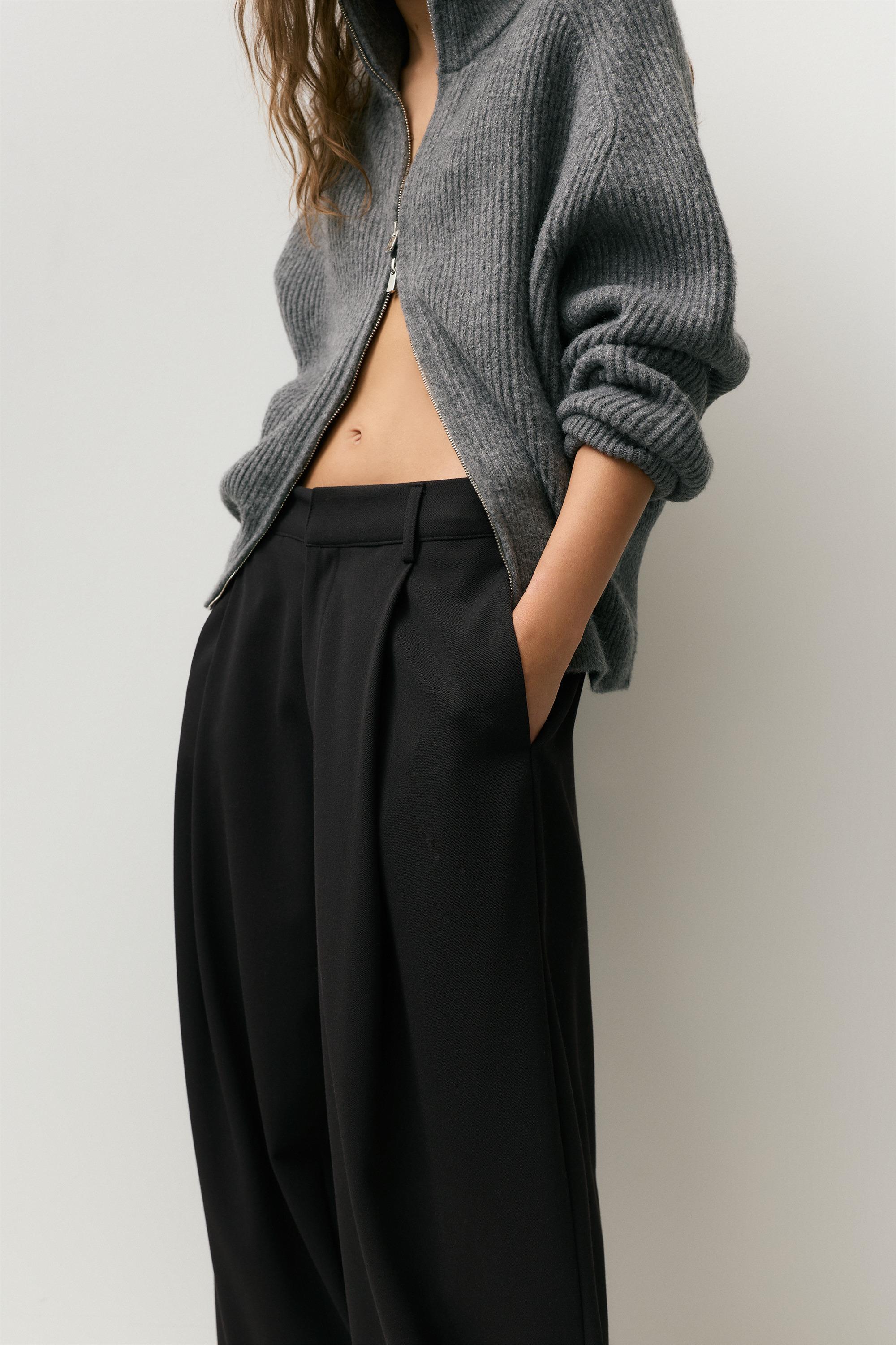 Darted sarouel trousers — Black