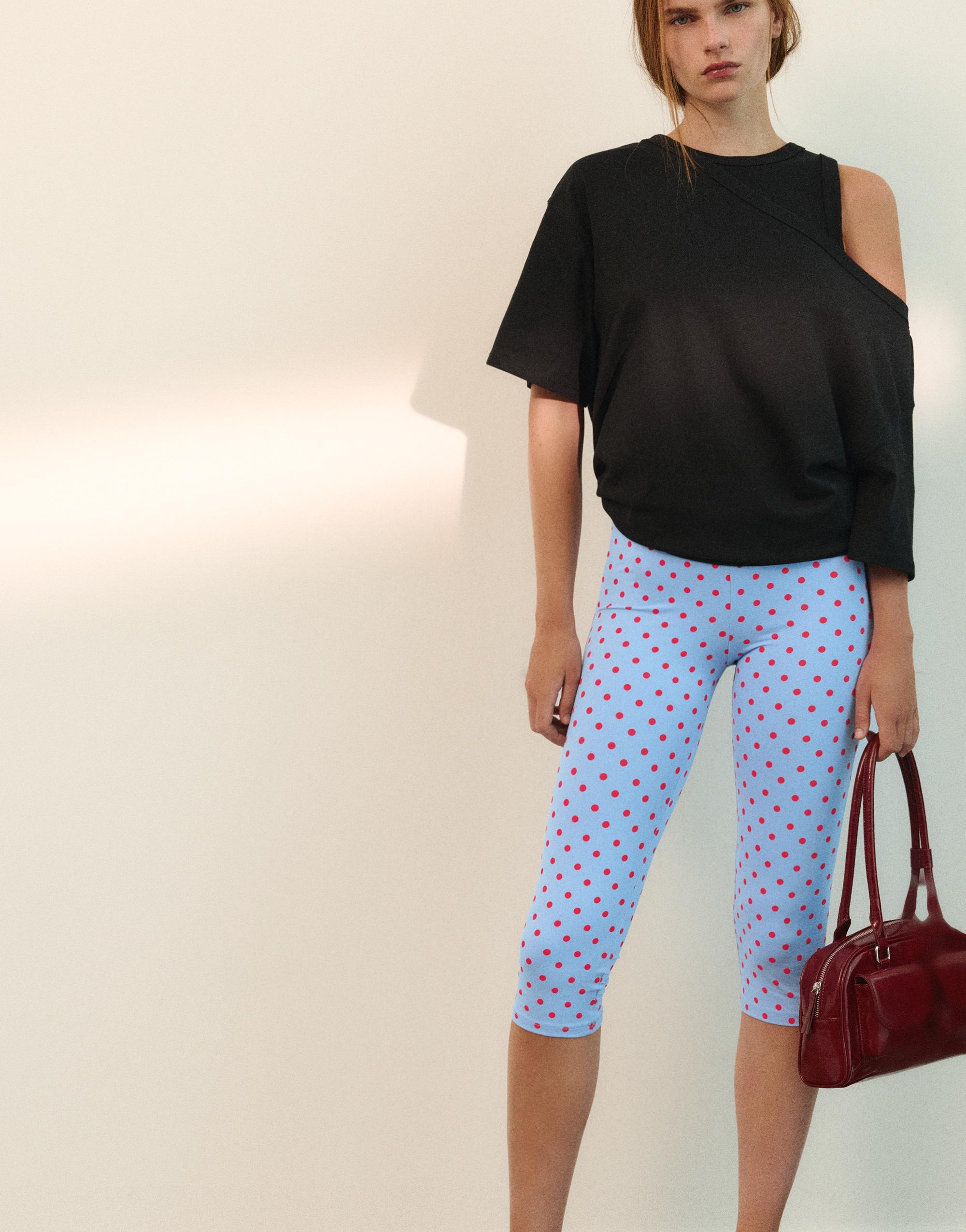 Polka dot capris — Pastel blue