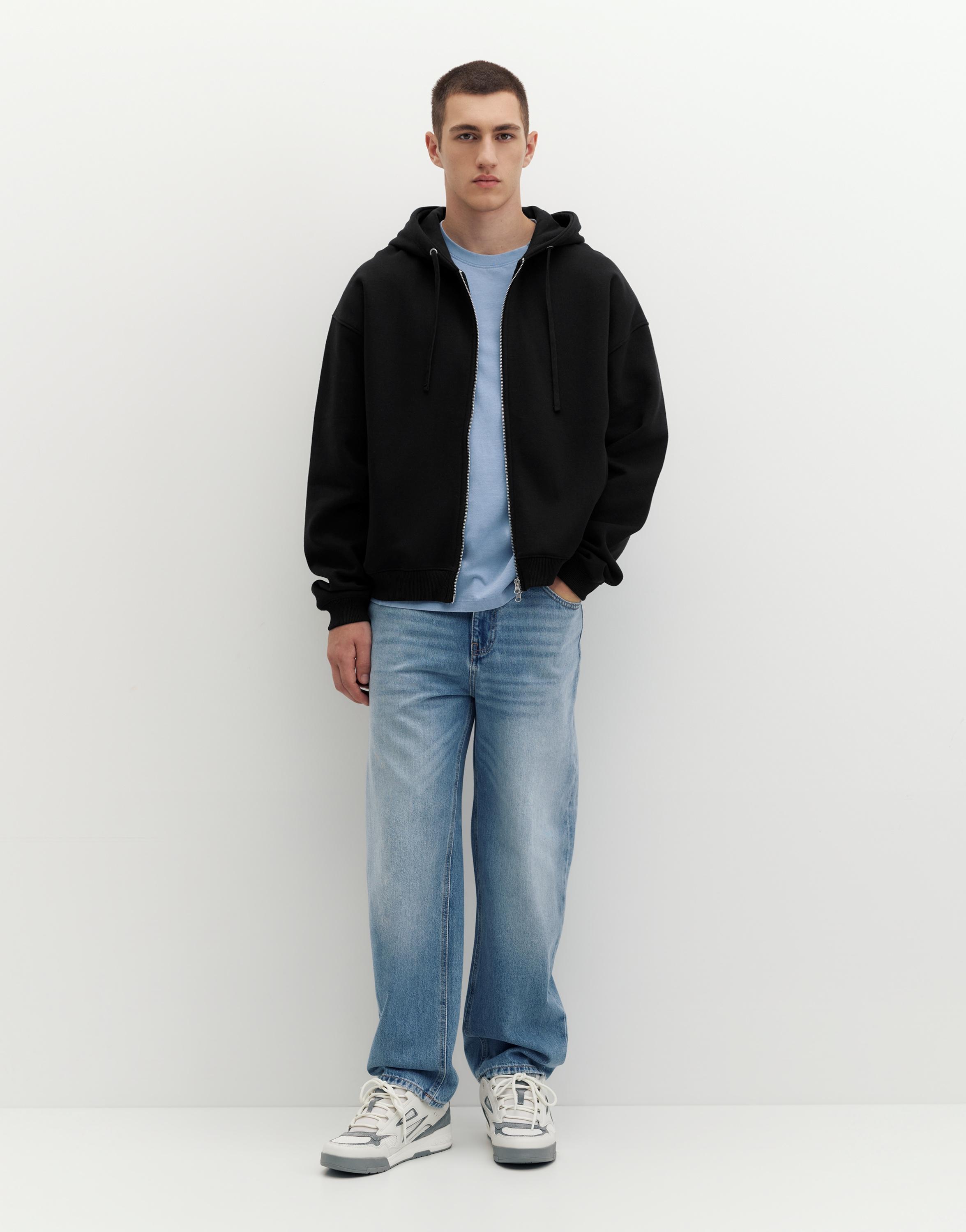 Zip-up hoodie — Black