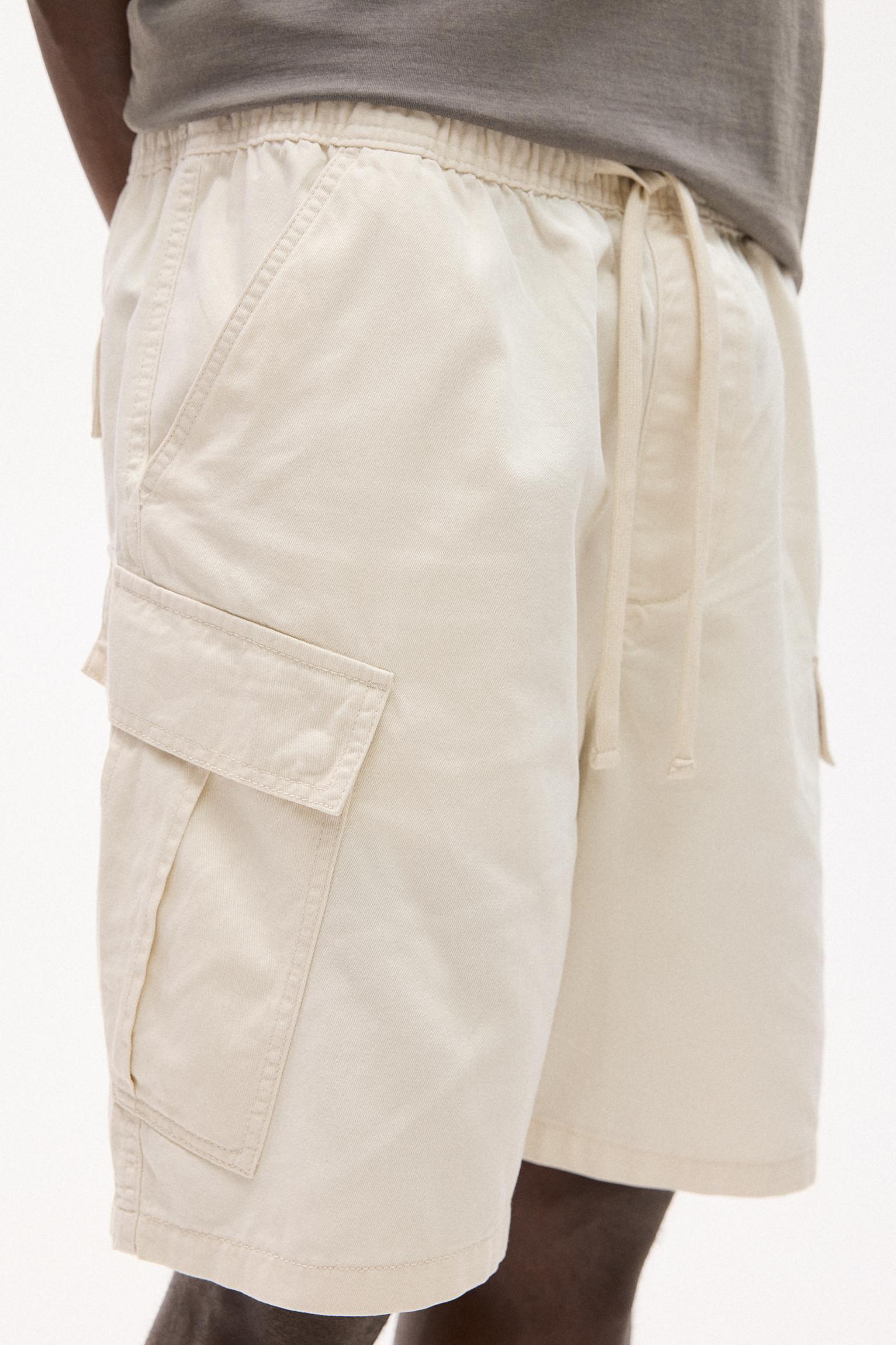 Cargo Bermuda shorts — Ecru