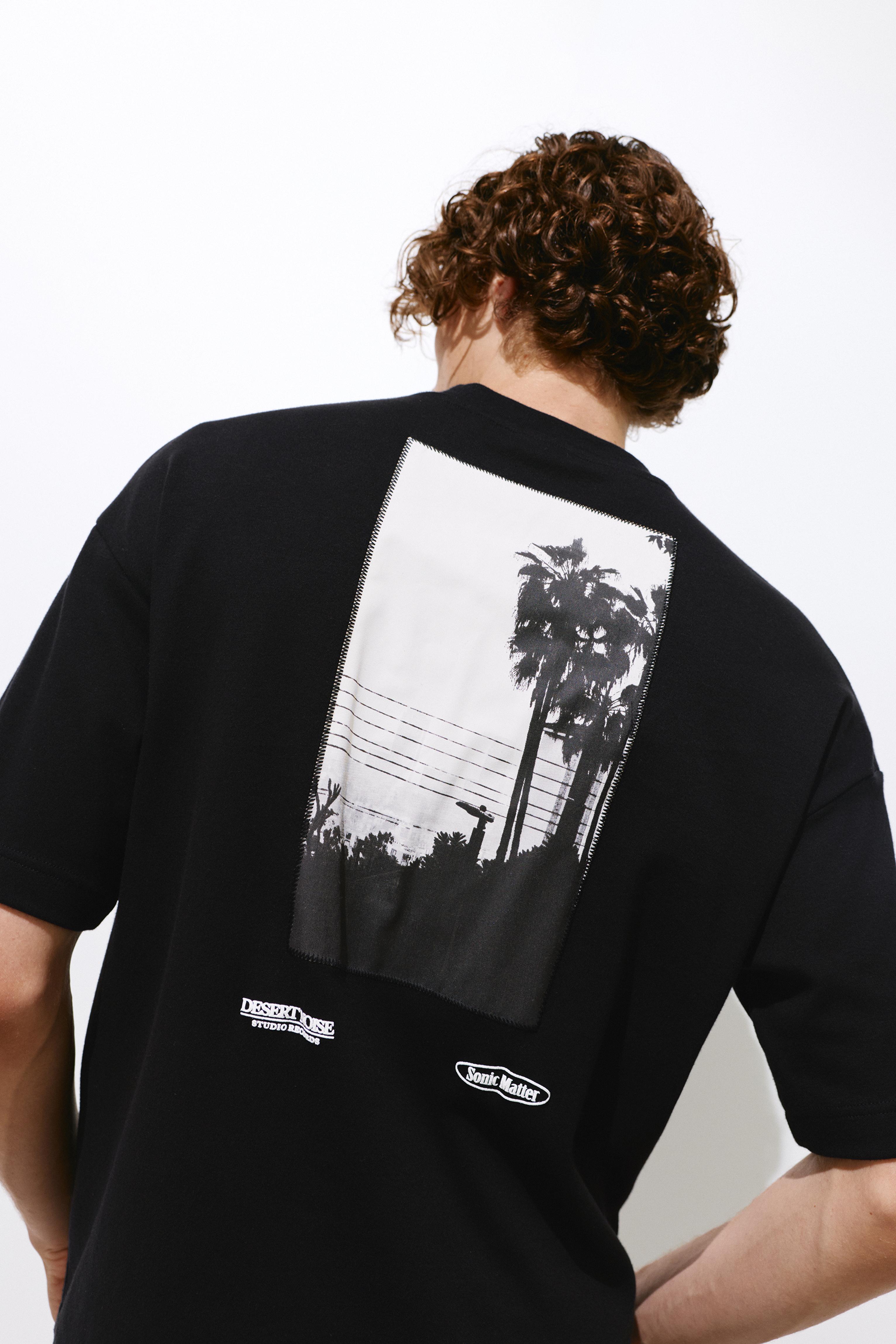 Oversize graphic T-shirt — Black