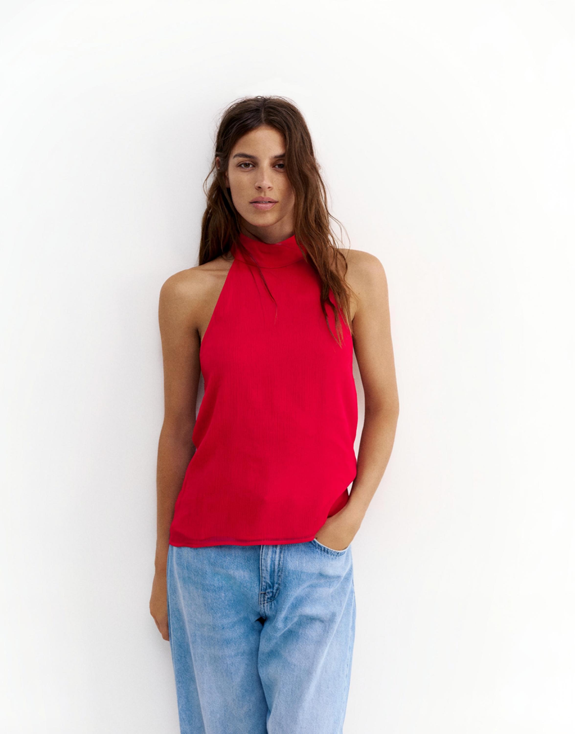 Flowing halter top — Red