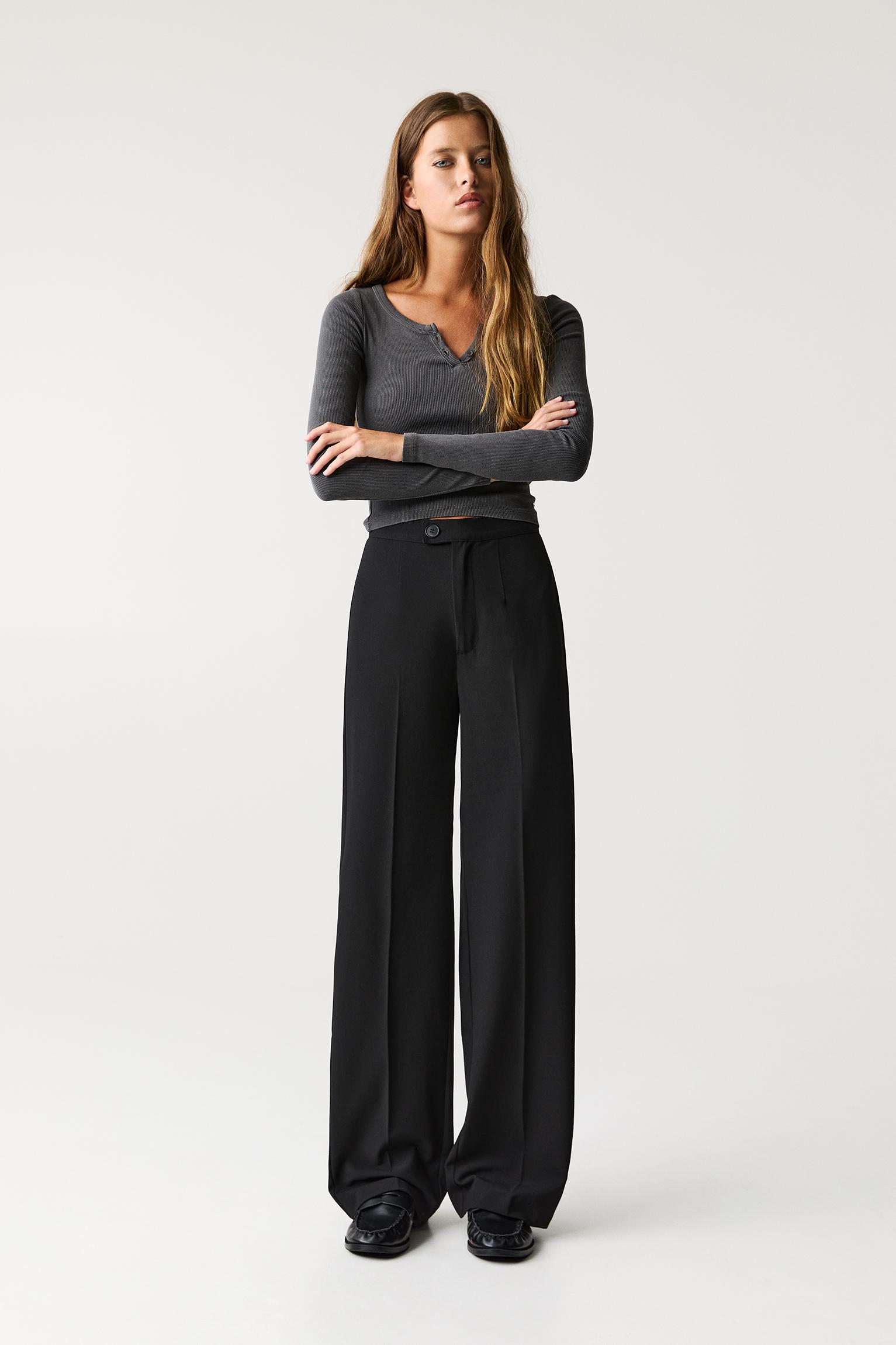 Straight-leg darted trousers — Black