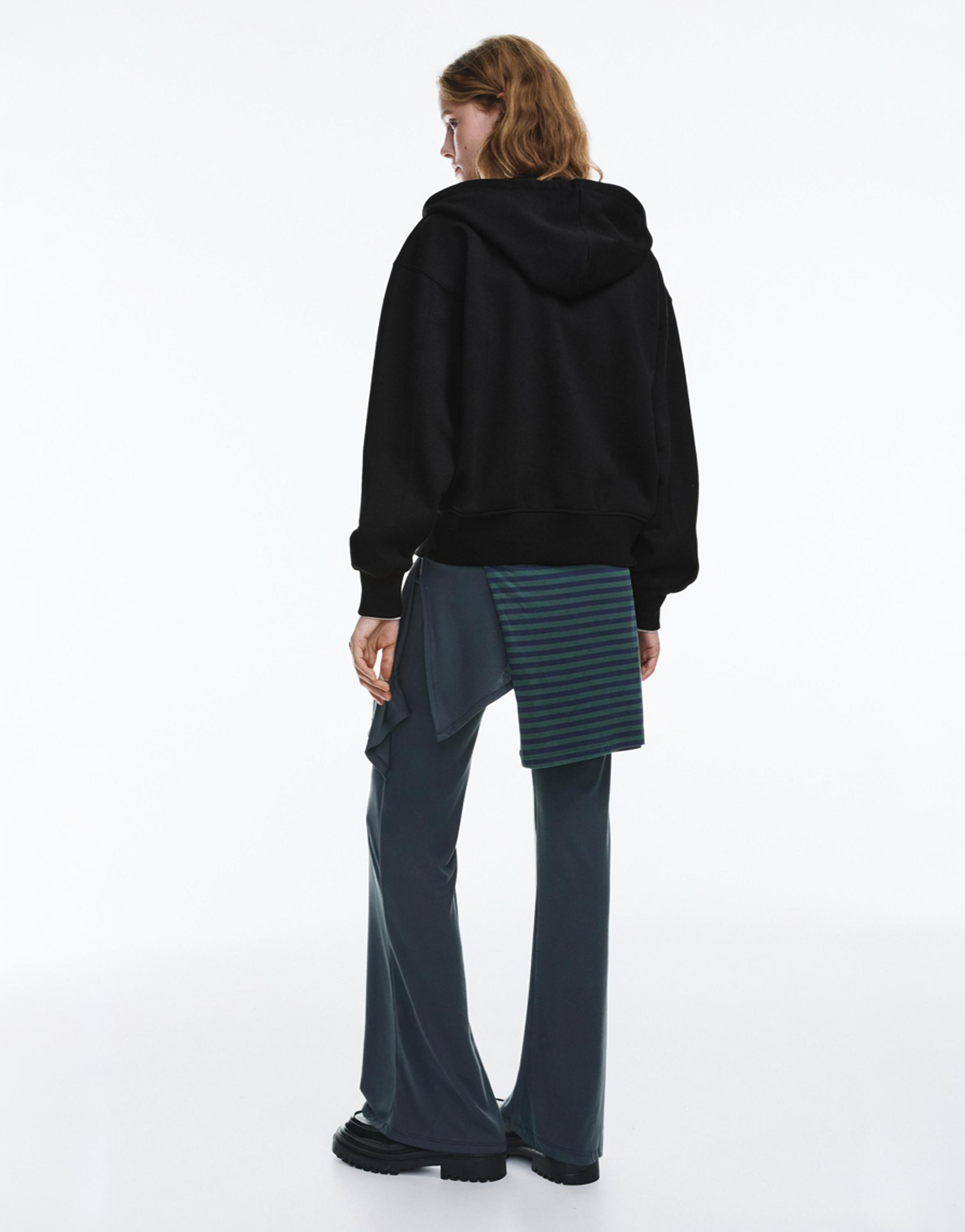 Hoodie with zipper — Black