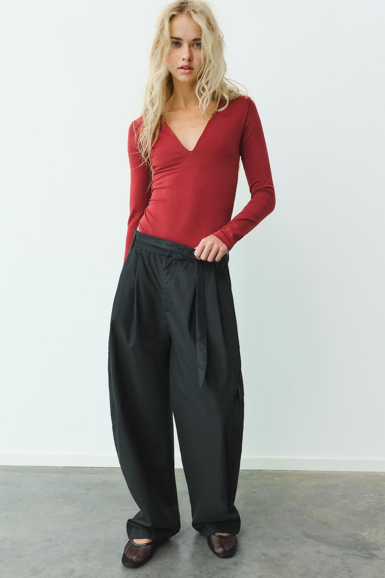 V-neck bodysuit — Burgundy