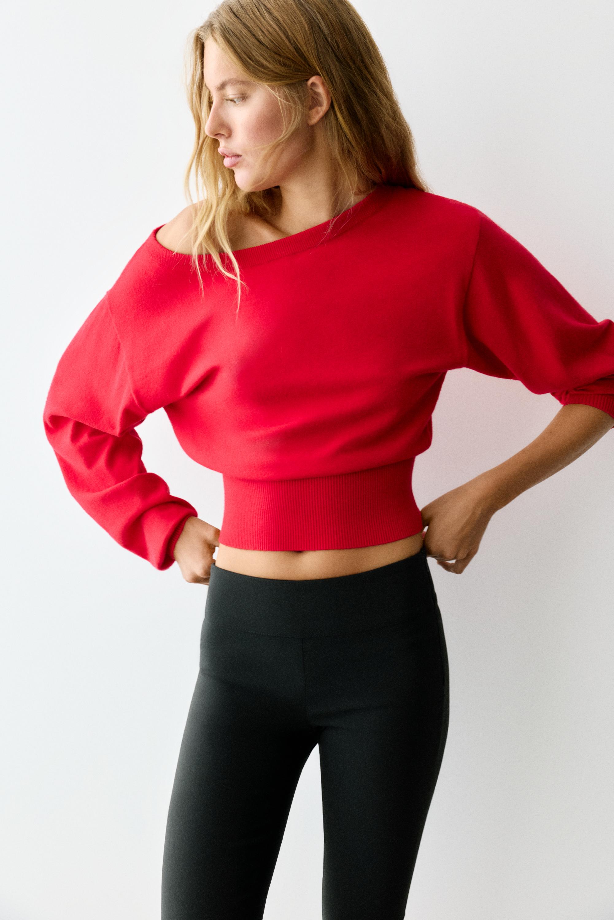 Asymmetric neck jumper — Red