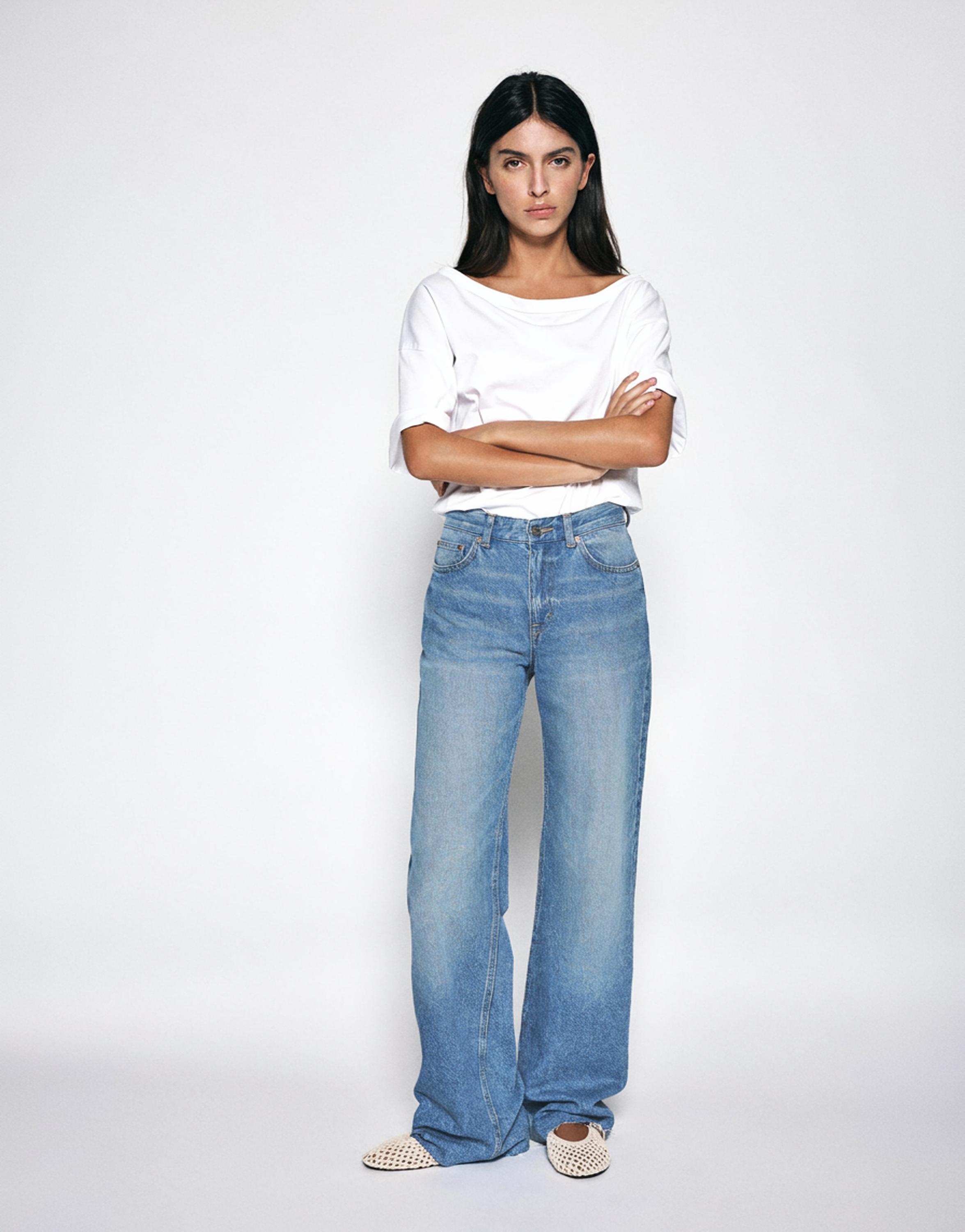 High-waist wide straight-leg jeans — Indigo