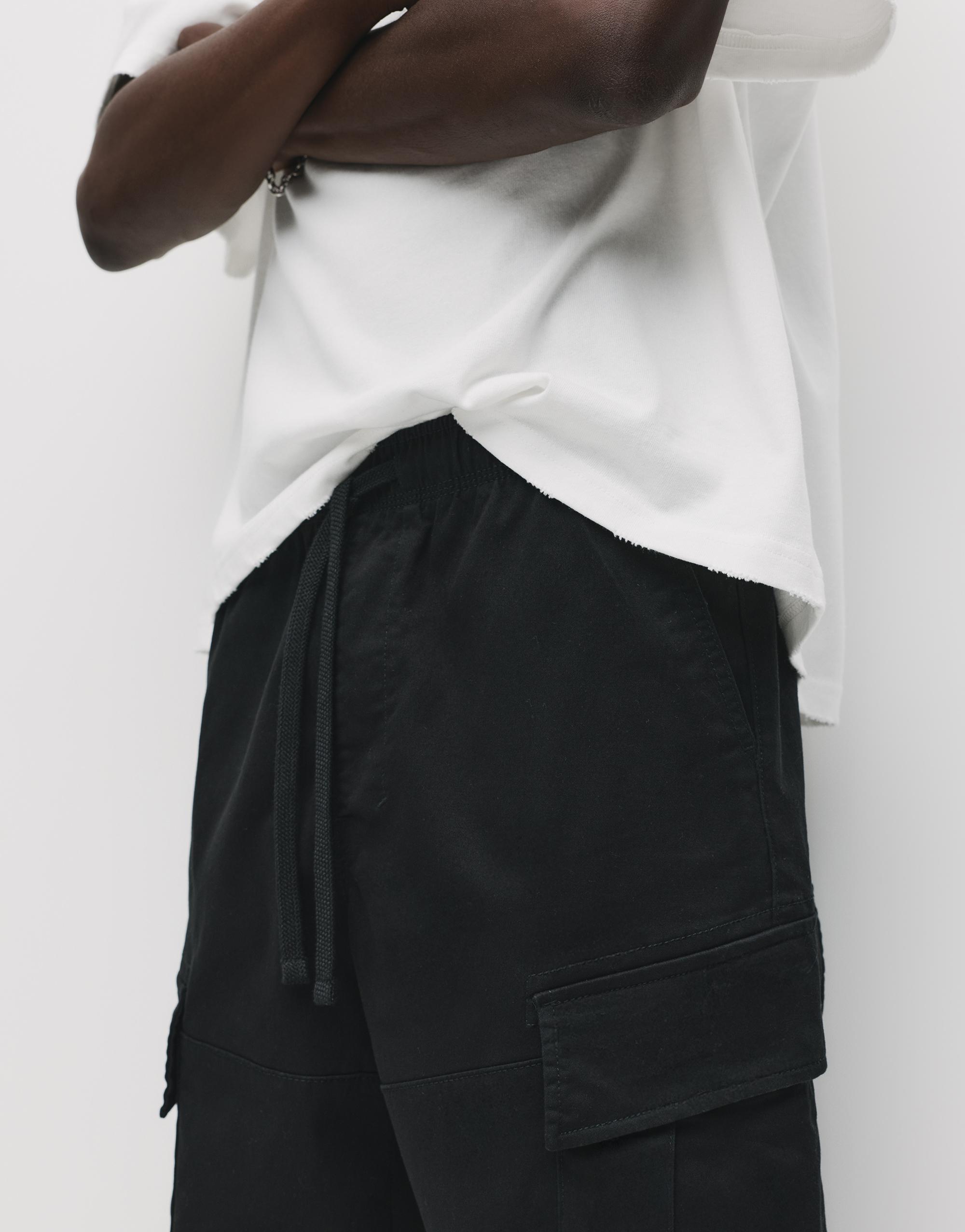 Cargo jogger trousers — Black