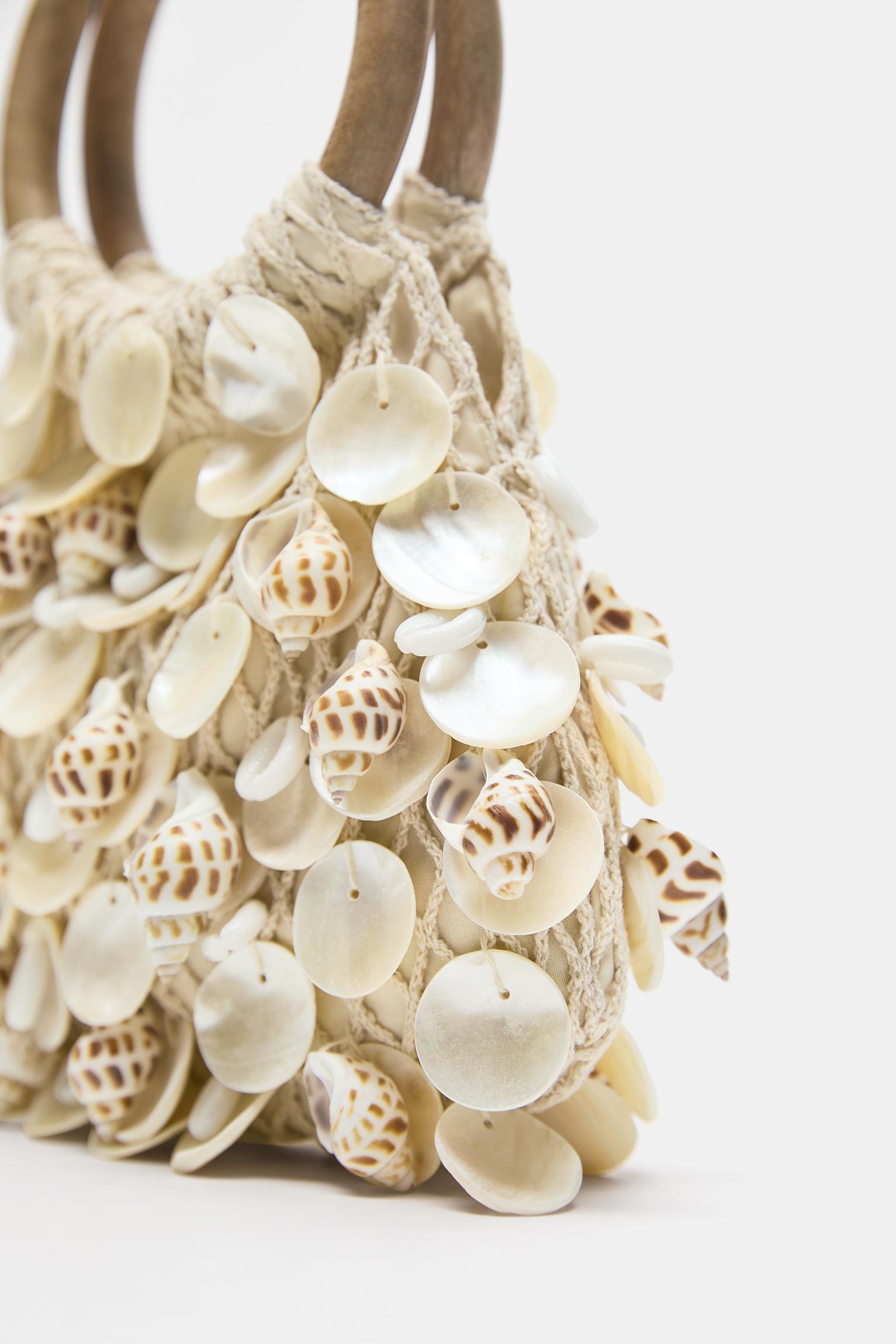Beaded handbag — Ecru