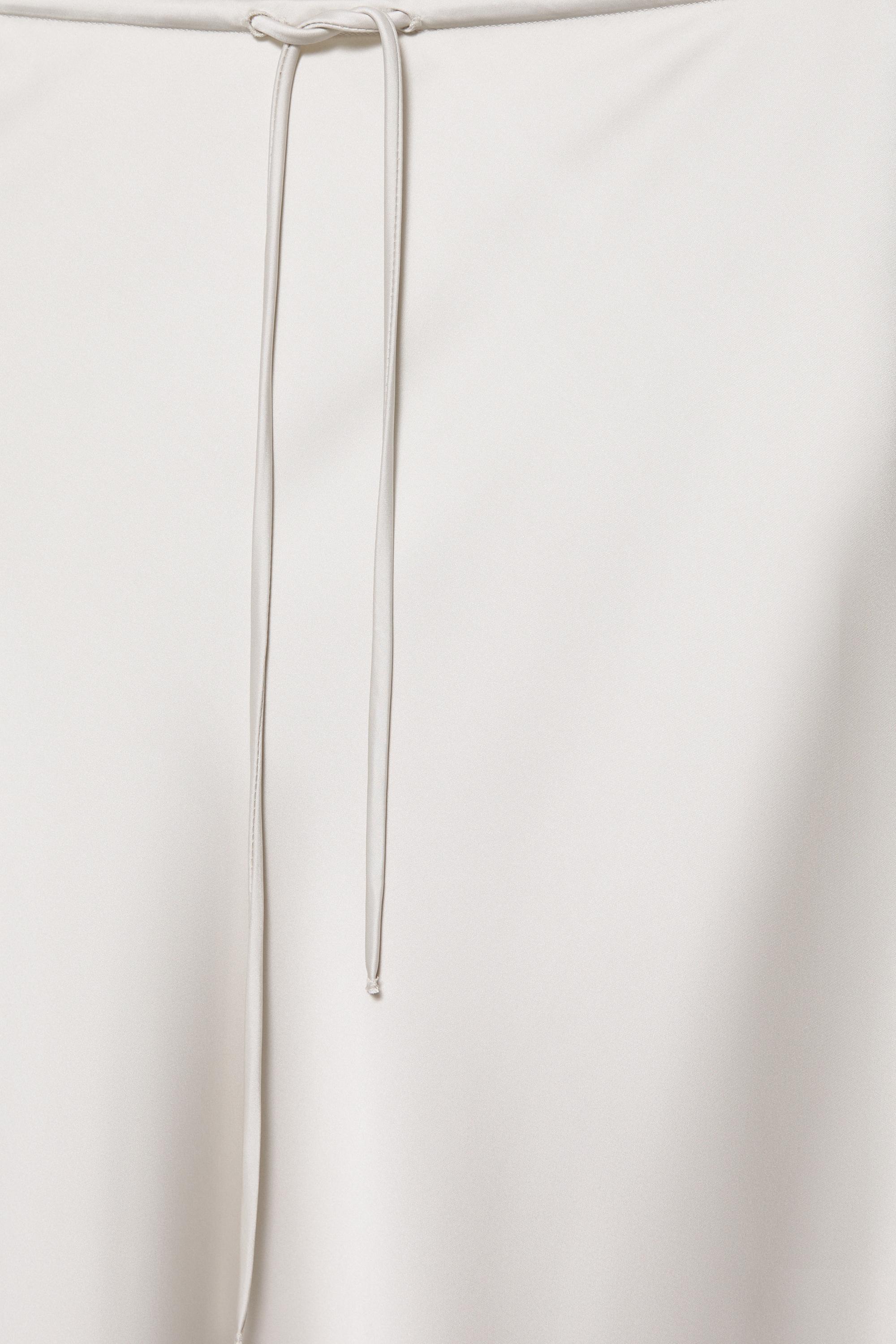 Satin midi skirt — Ecru