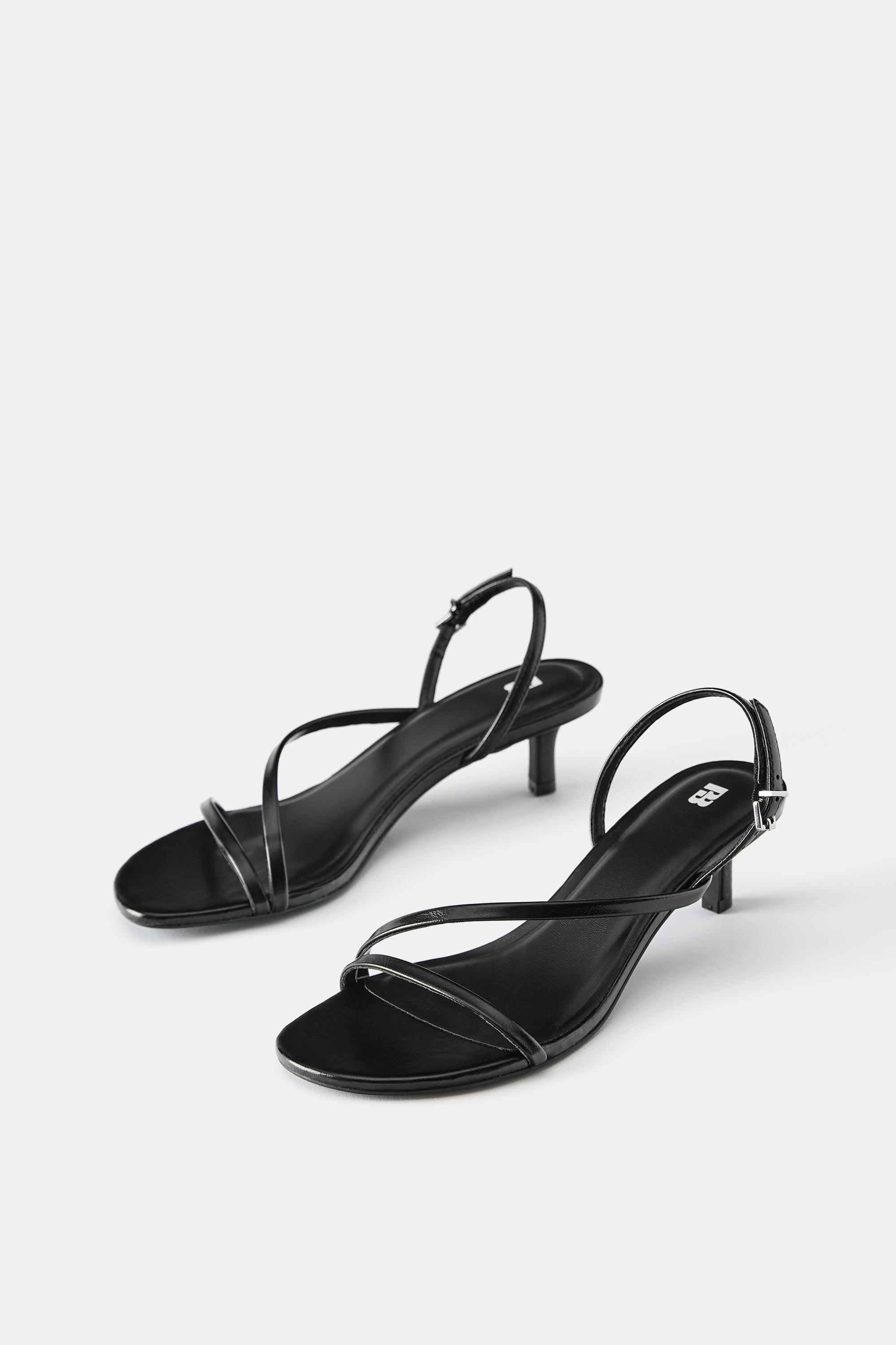 Strappy heeled sandals — Black