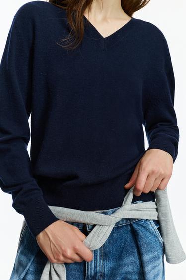 100% wool v-neck jumper — Navy 2